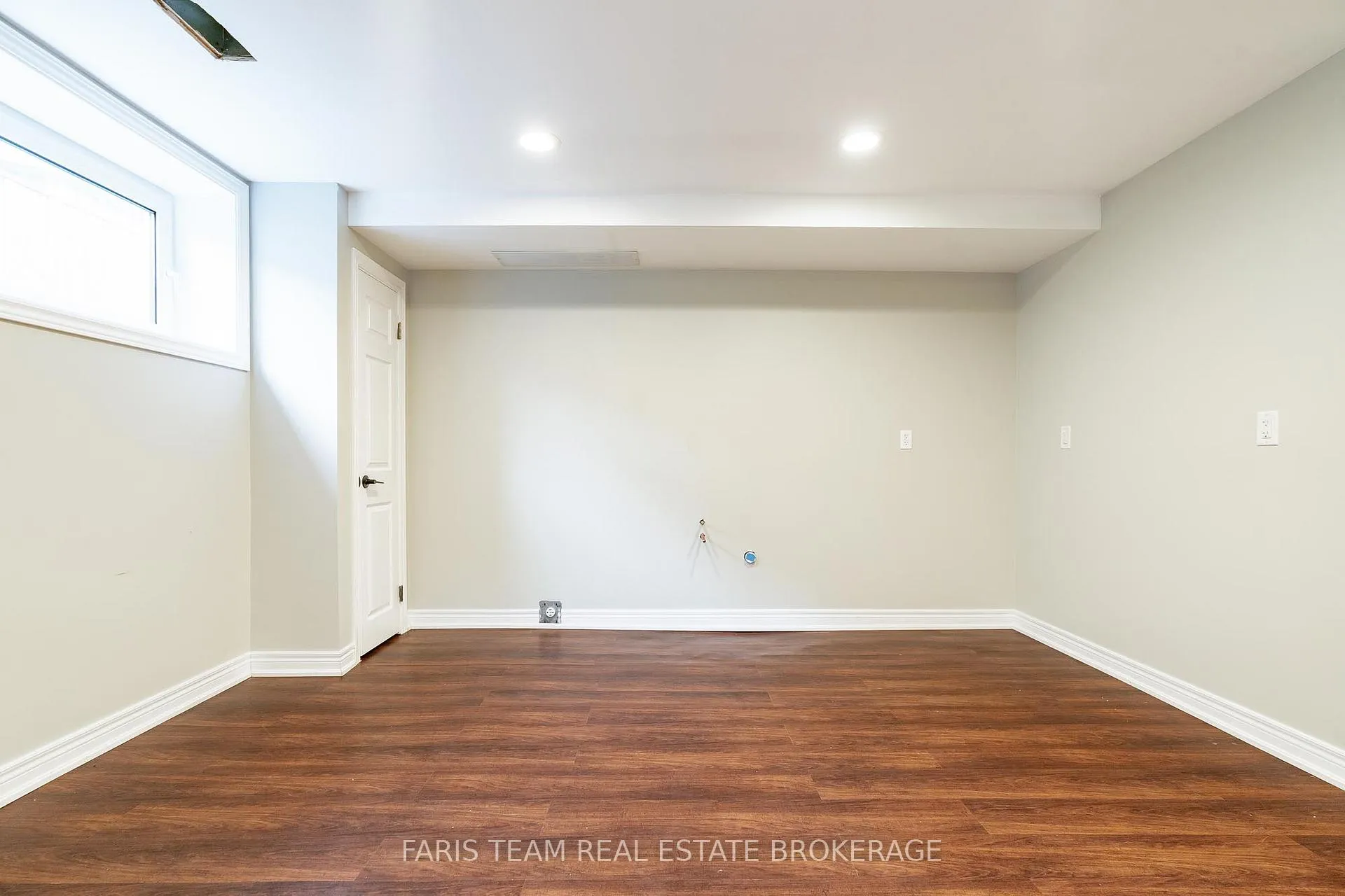 Photo 35 of 104 Knox Road E, Wasaga Beach — HOMEH