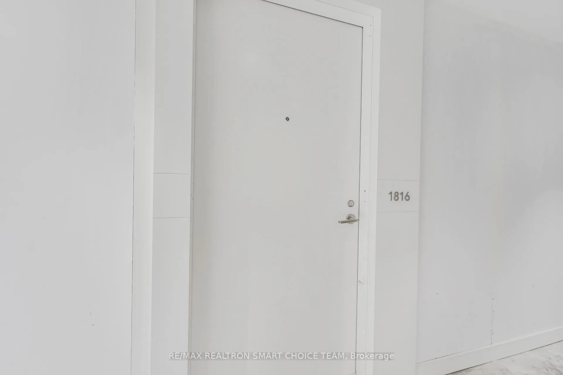Photo 3 of Unit 1816, 230 Simcoe Street, Toronto, Kensington-Chinatown — HOMEH