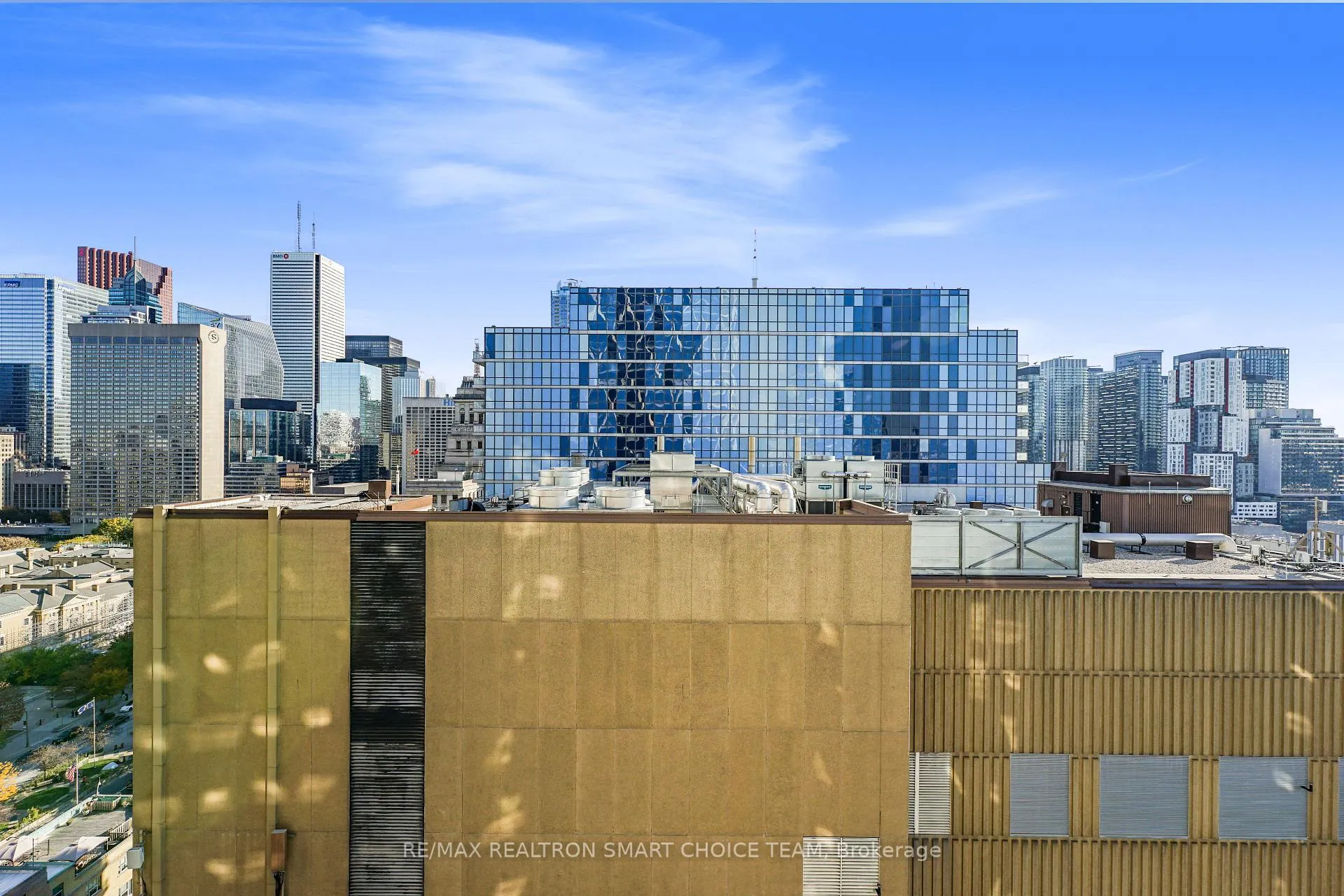 Photo 24 of Unit 1816, 230 Simcoe Street, Toronto, Kensington-Chinatown — HOMEH
