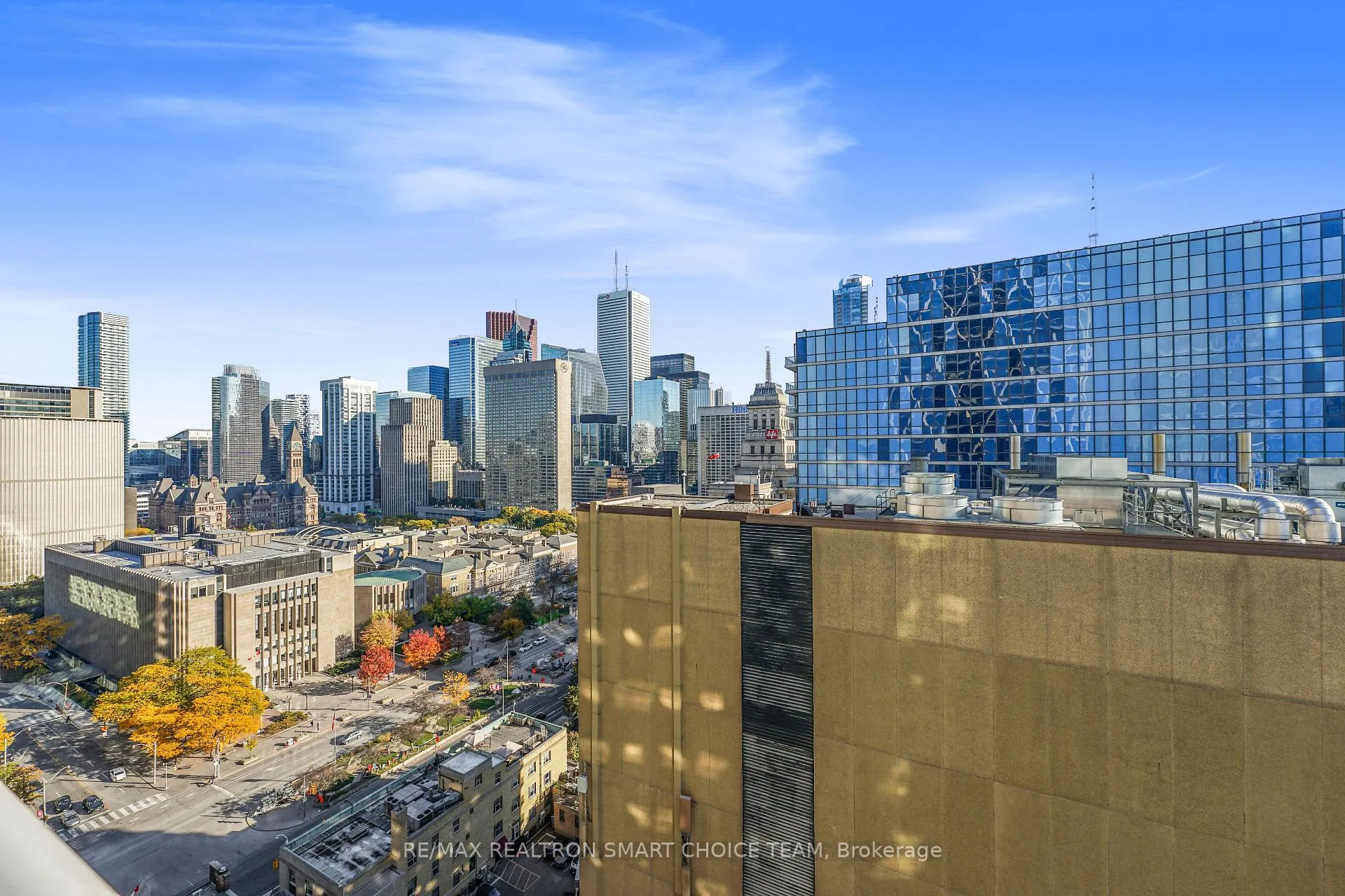 Photo 26 of Unit 1816, 230 Simcoe Street, Toronto, Kensington-Chinatown — HOMEH