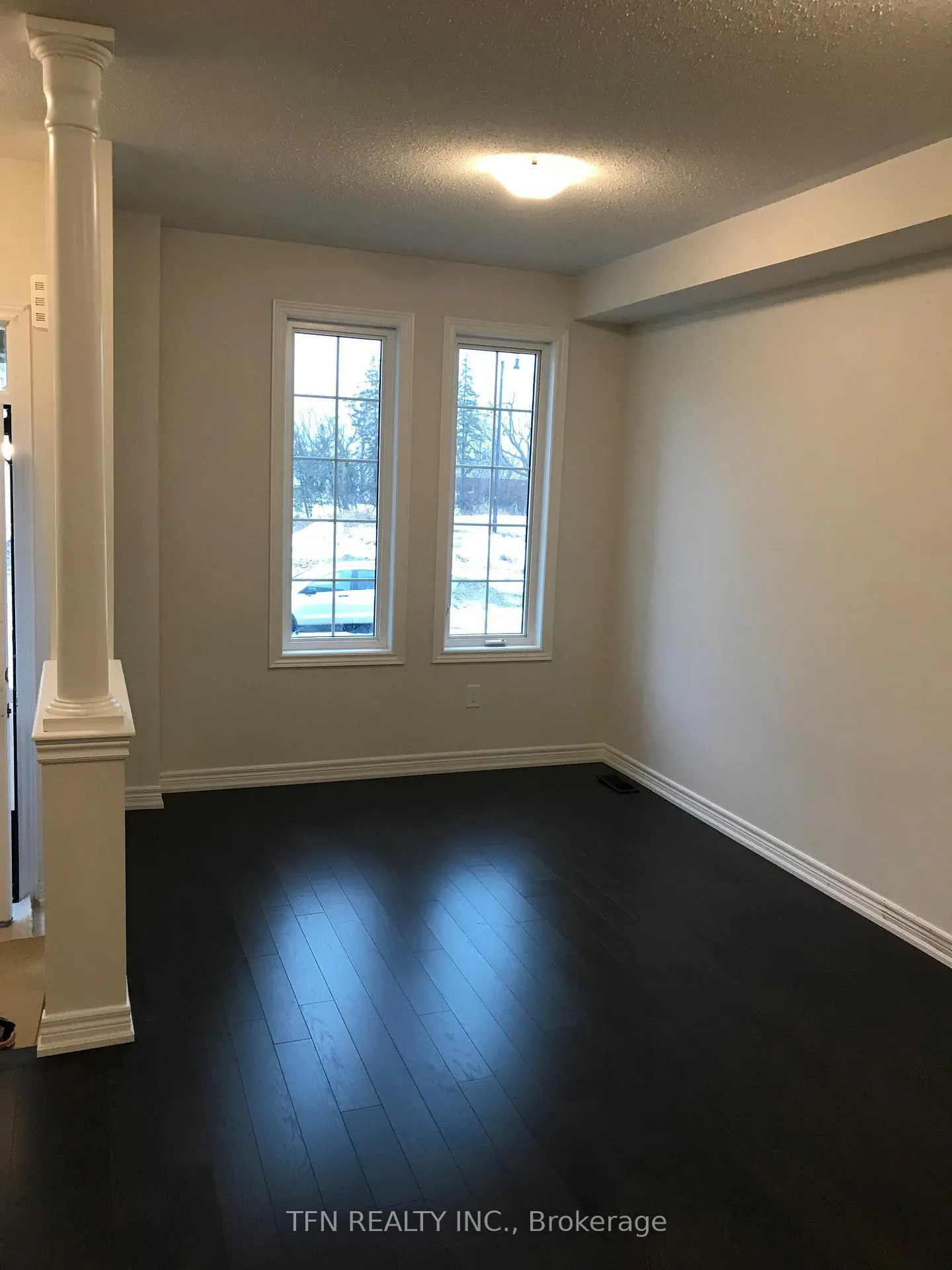 Photo 3 of 32 Spokanne Street, Brampton, Sandringham-Wellington North — HOMEH
