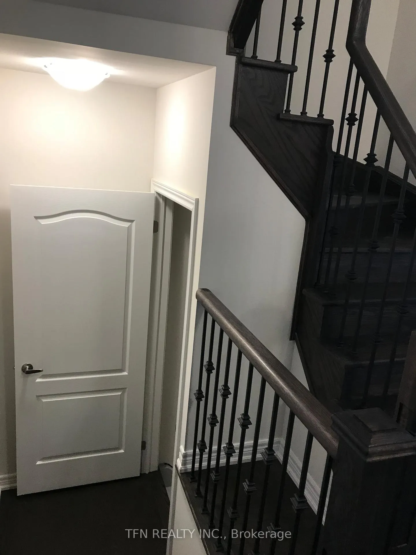 Photo 4 of 32 Spokanne Street, Brampton, Sandringham-Wellington North — HOMEH