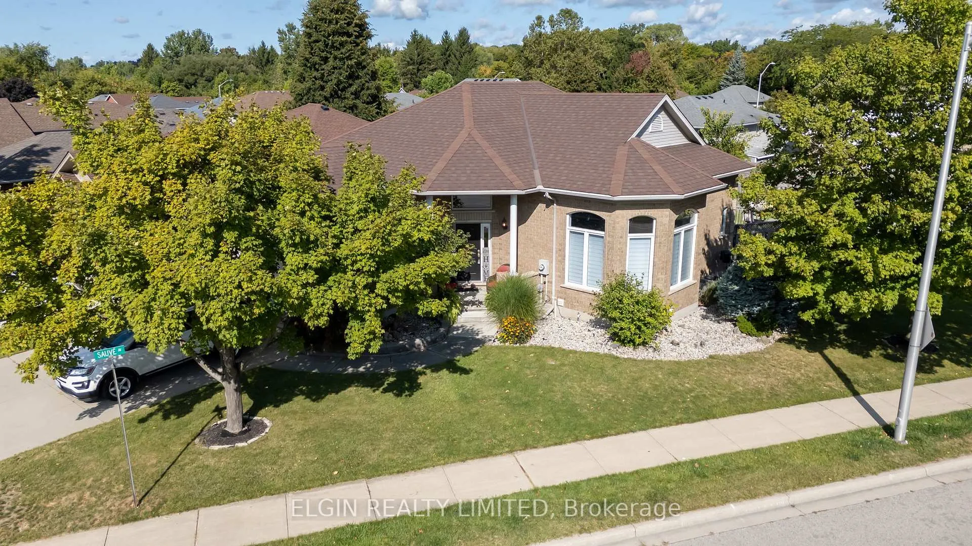 Photo 15 of 2 Galbraith Court, St. Thomas — HOMEH