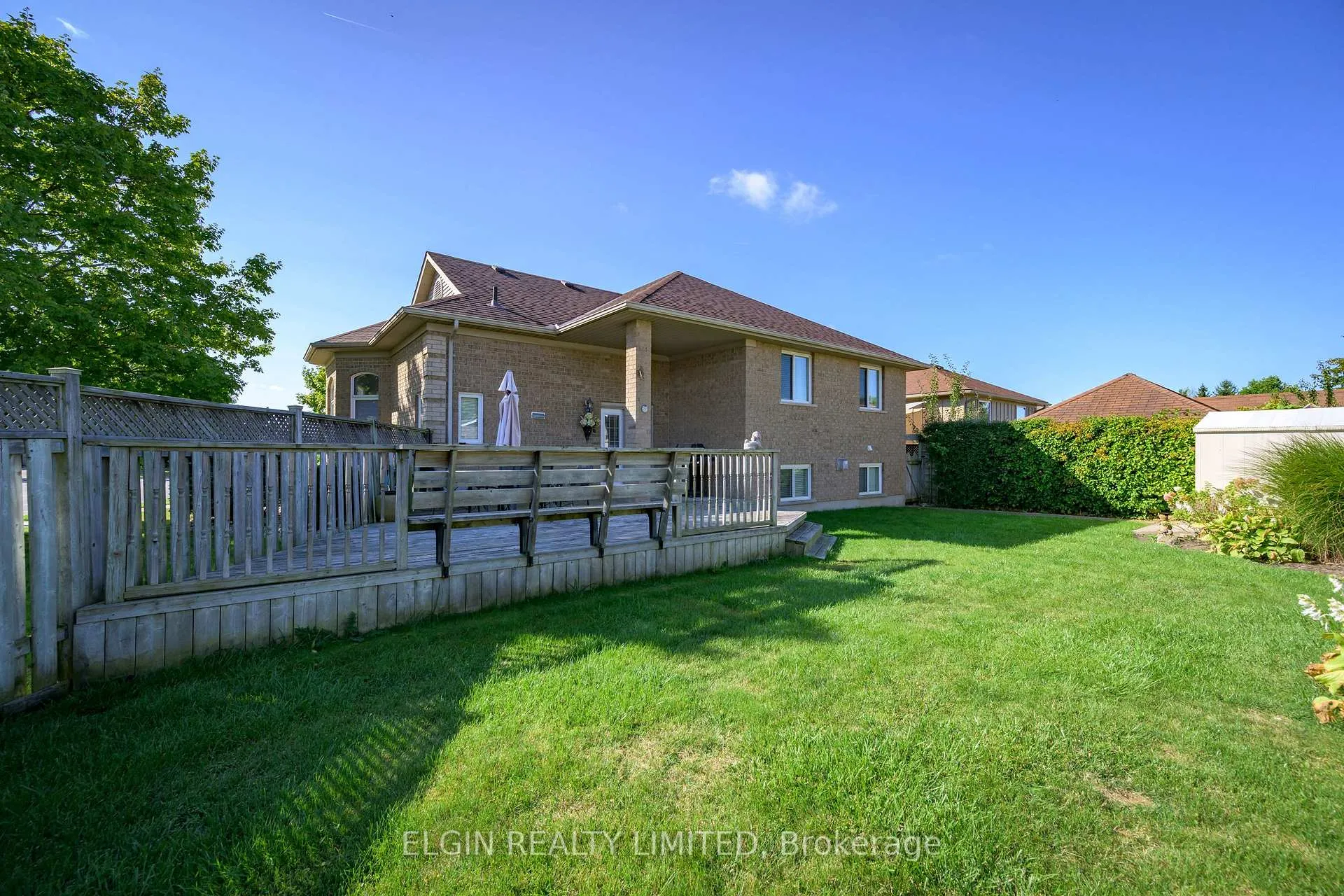 Photo 18 of 2 Galbraith Court, St. Thomas — HOMEH