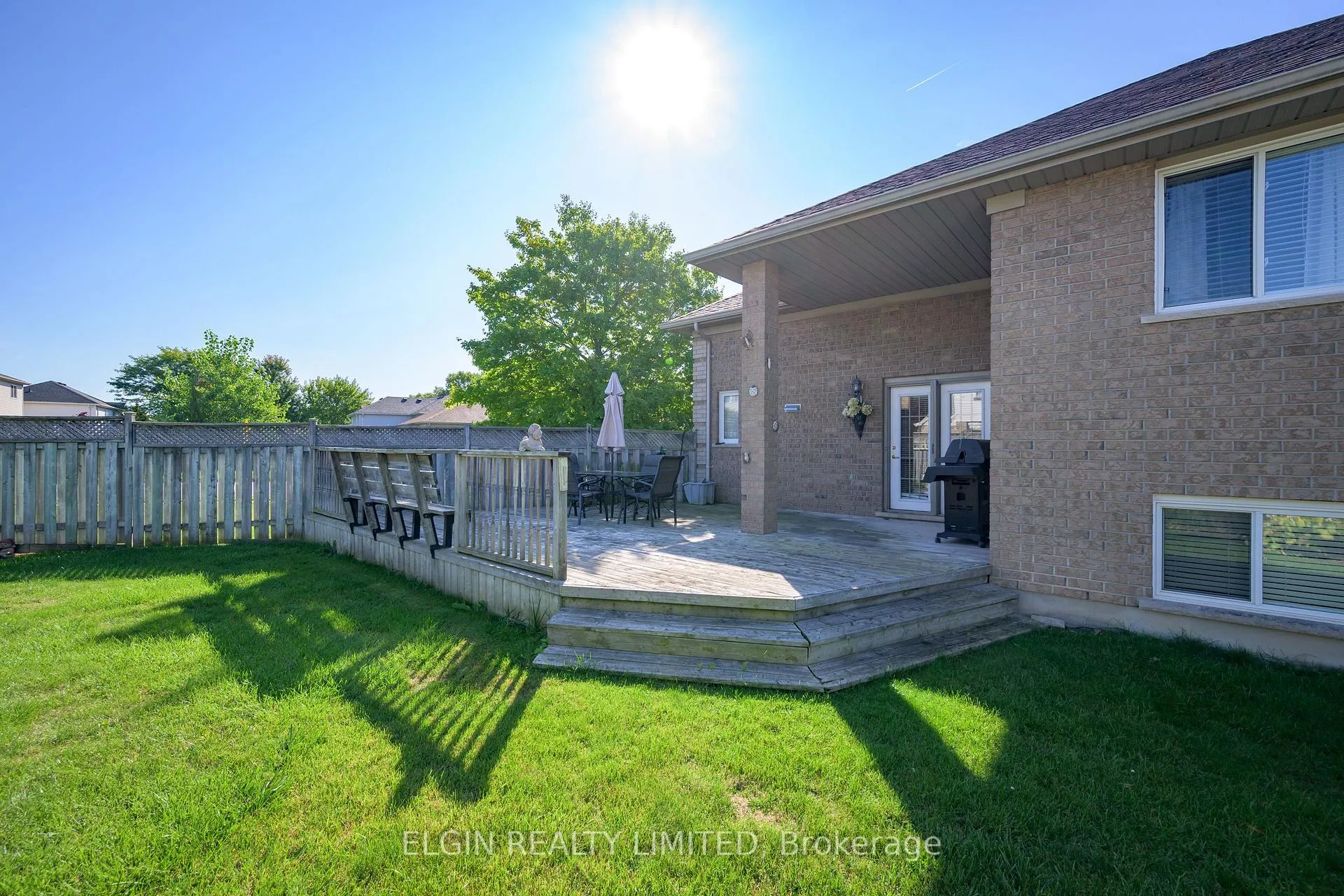 Photo 21 of 2 Galbraith Court, St. Thomas — HOMEH