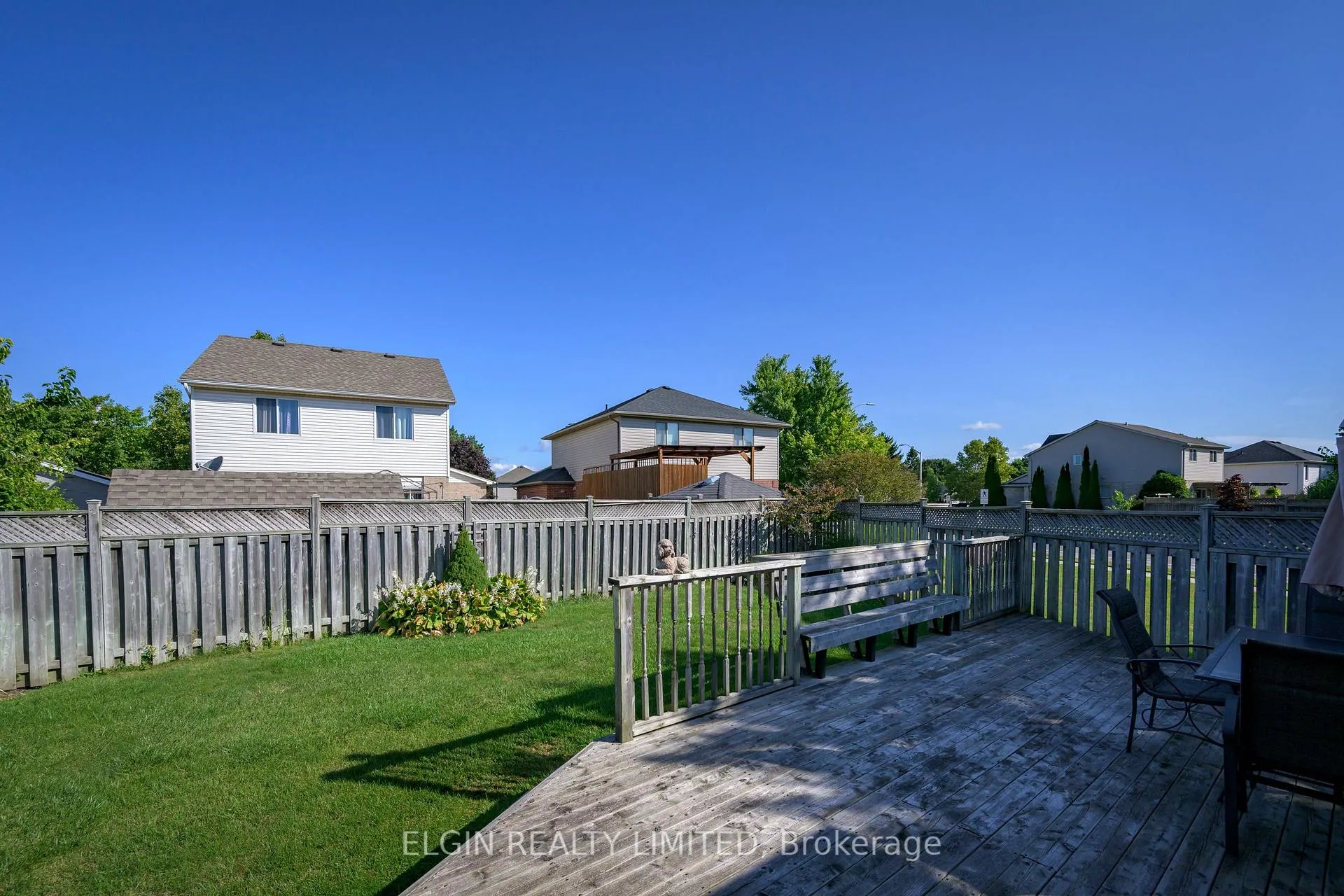 Photo 23 of 2 Galbraith Court, St. Thomas — HOMEH