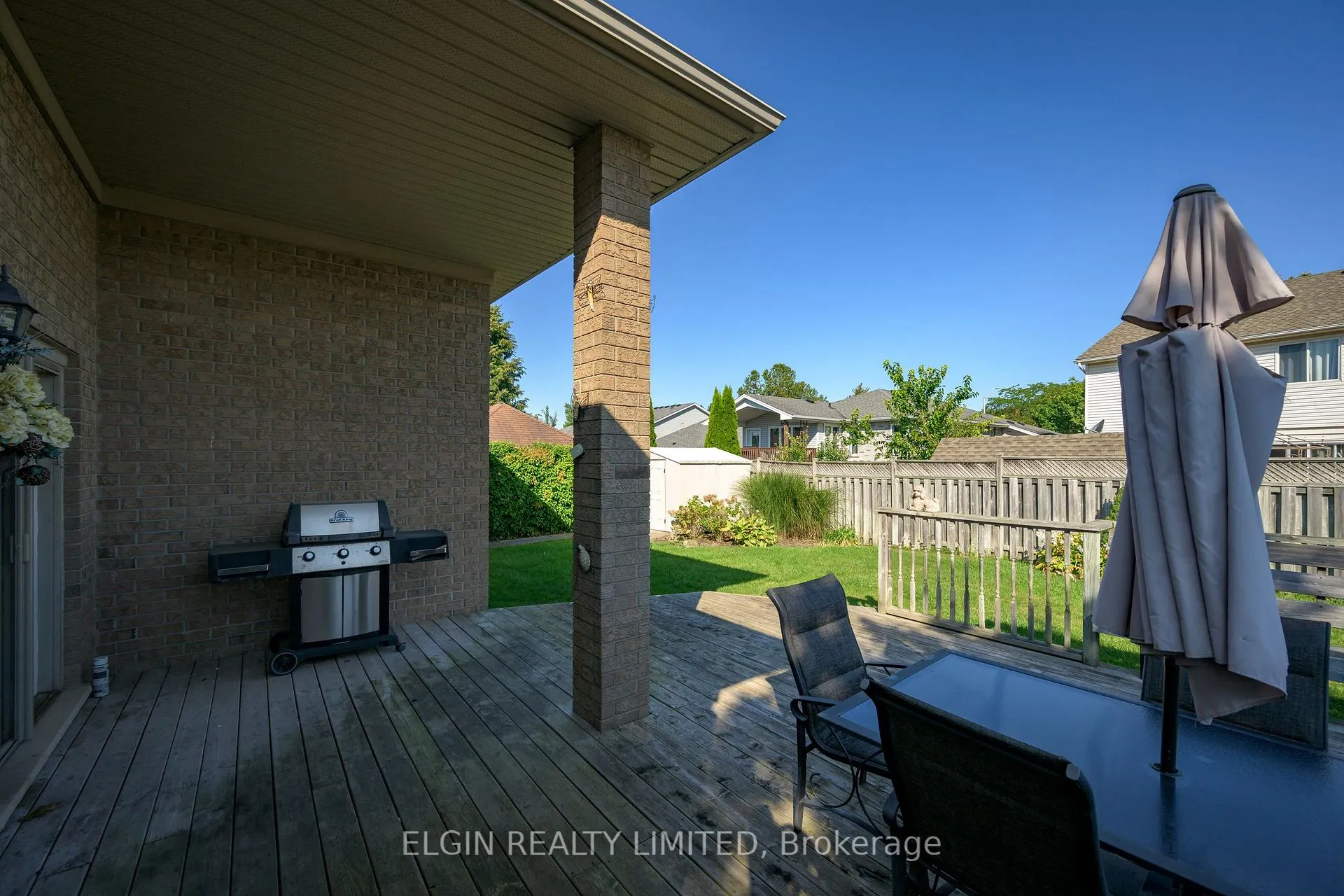 Photo 25 of 2 Galbraith Court, St. Thomas — HOMEH