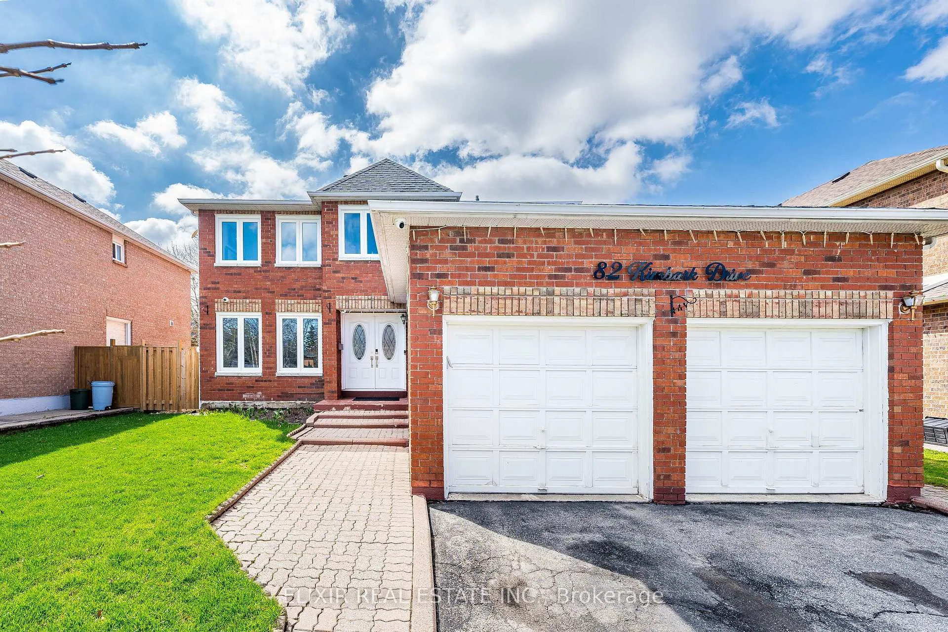 Photo 2 of 82 Kimbark Drive, Brampton, Northwood Park — HOMEH