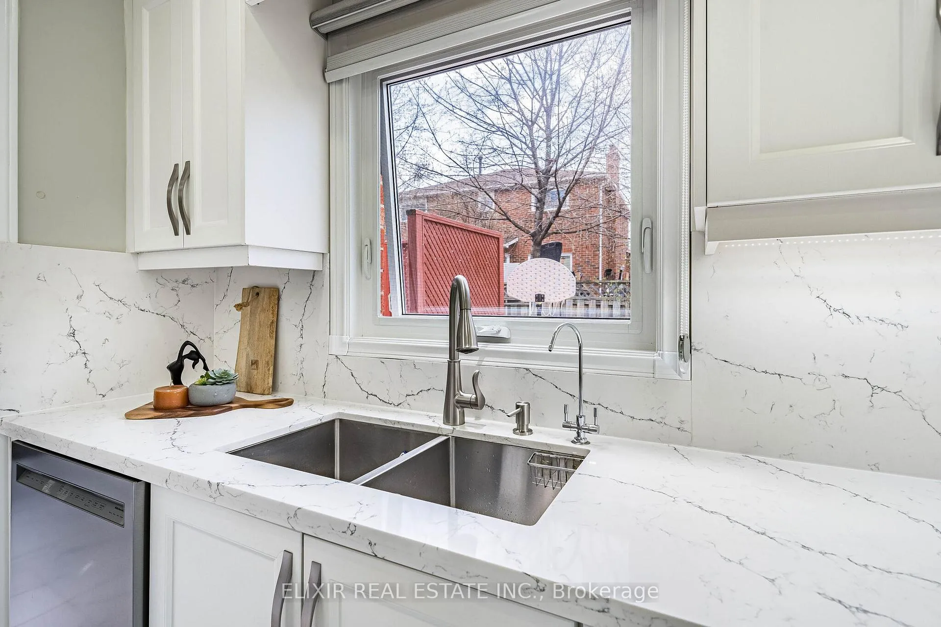 Photo 18 of 82 Kimbark Drive, Brampton, Northwood Park — HOMEH