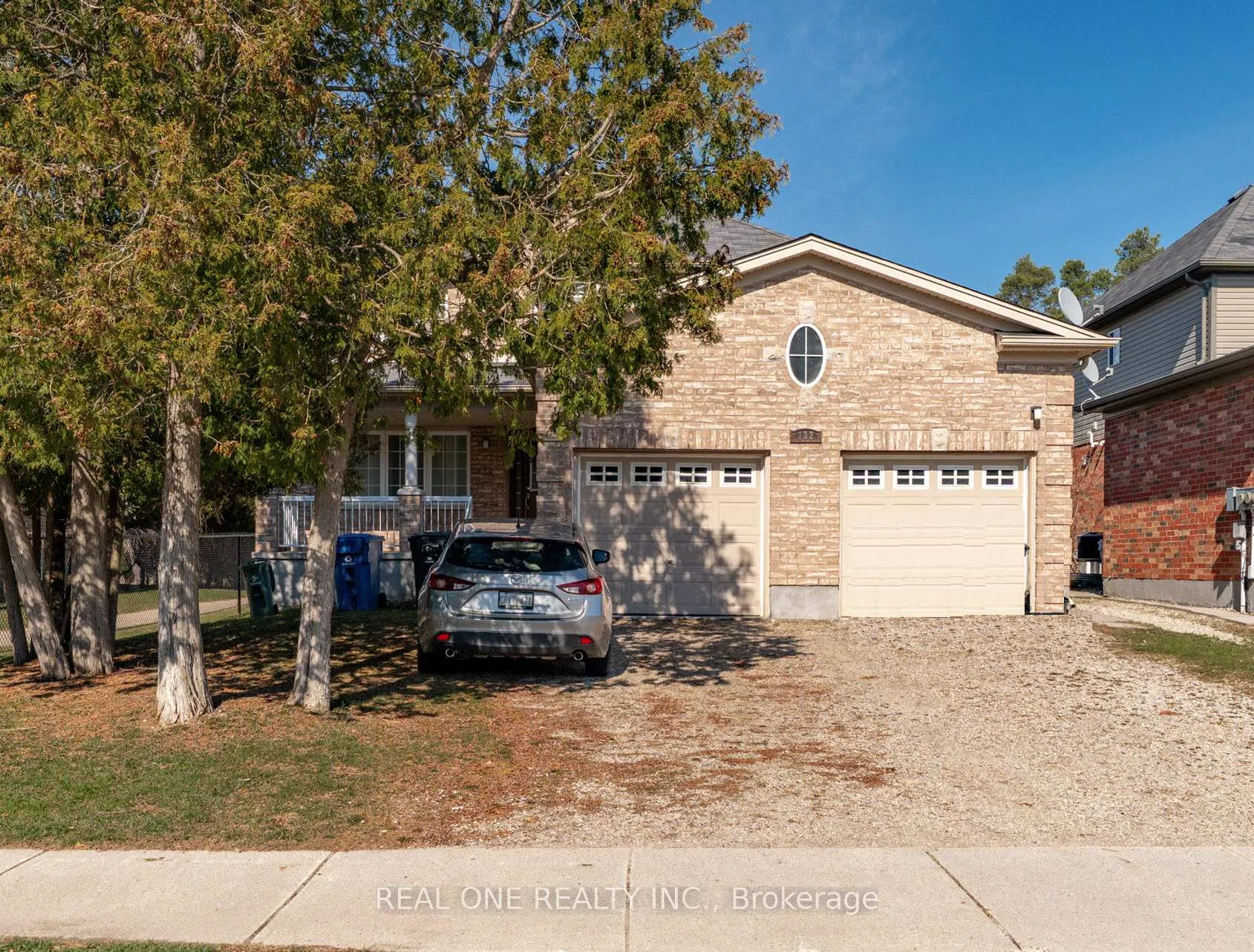 Photo 1 of Unit Basement, 132 Dawn Avenue, Guelph, Clairfields/Hanlon Business Park — HOMEH