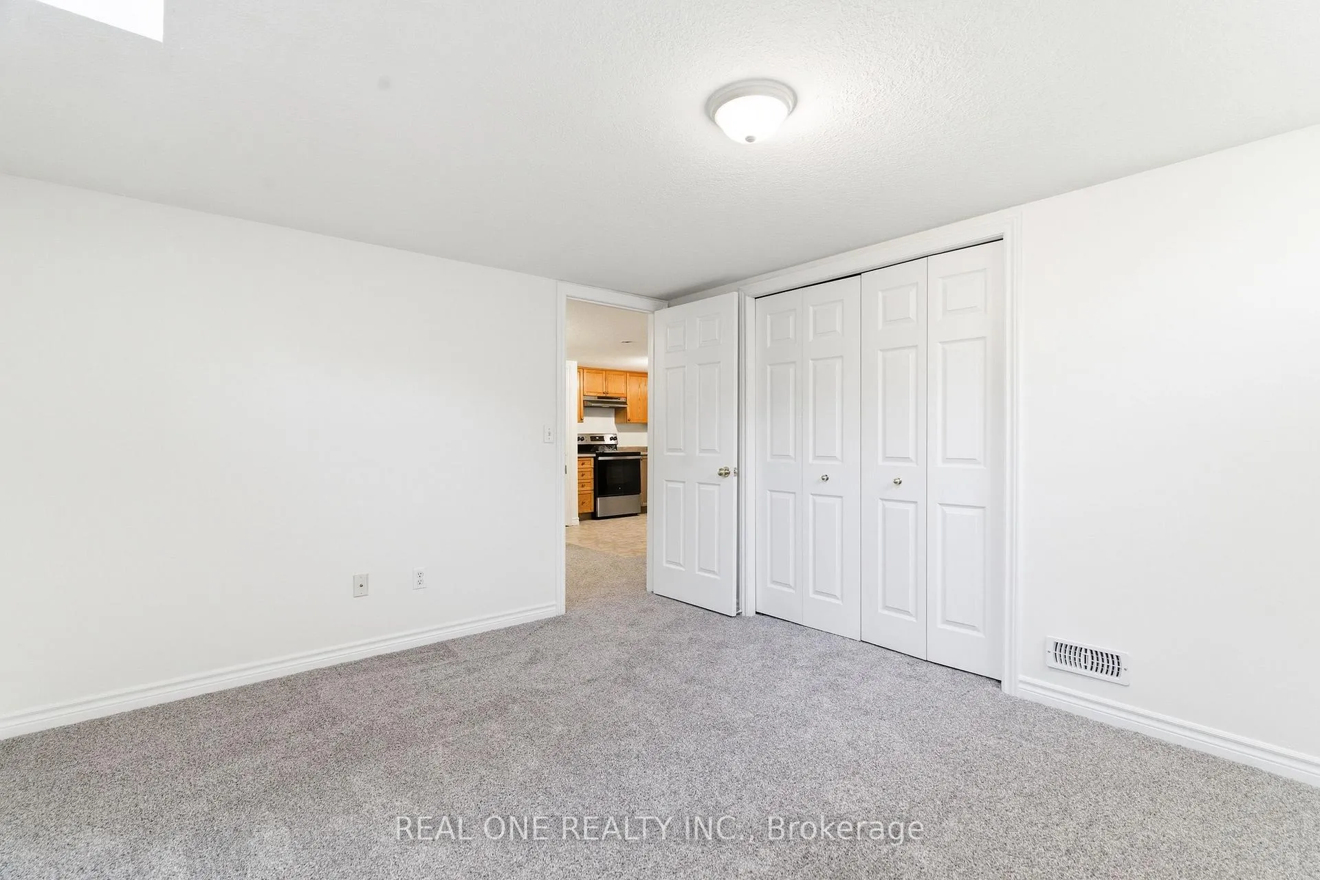 Photo 11 of Unit Basement, 132 Dawn Avenue, Guelph, Clairfields/Hanlon Business Park — HOMEH