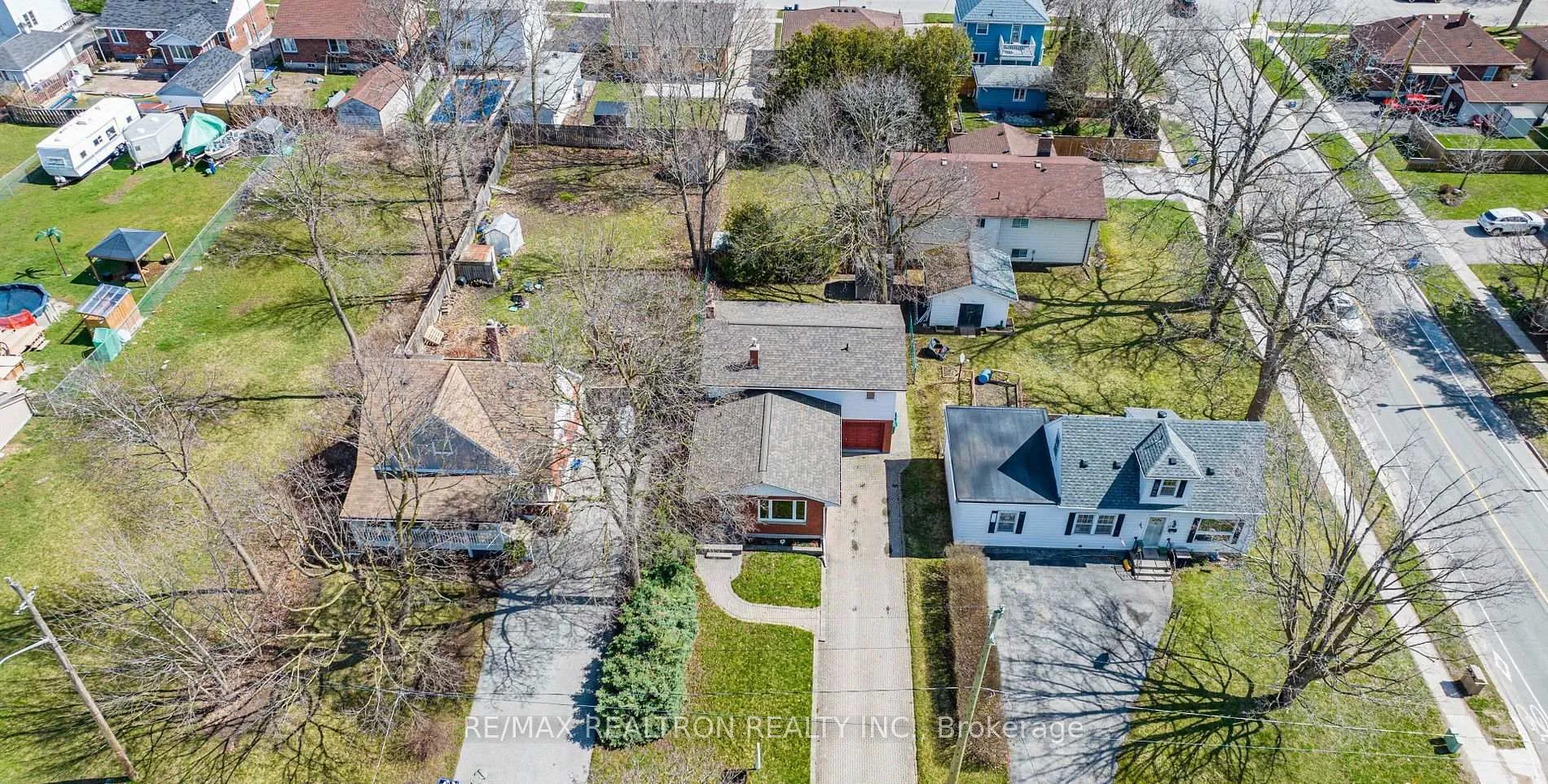 Photo 29 of 143 Peel Street, Barrie, Wellington — HOMEH