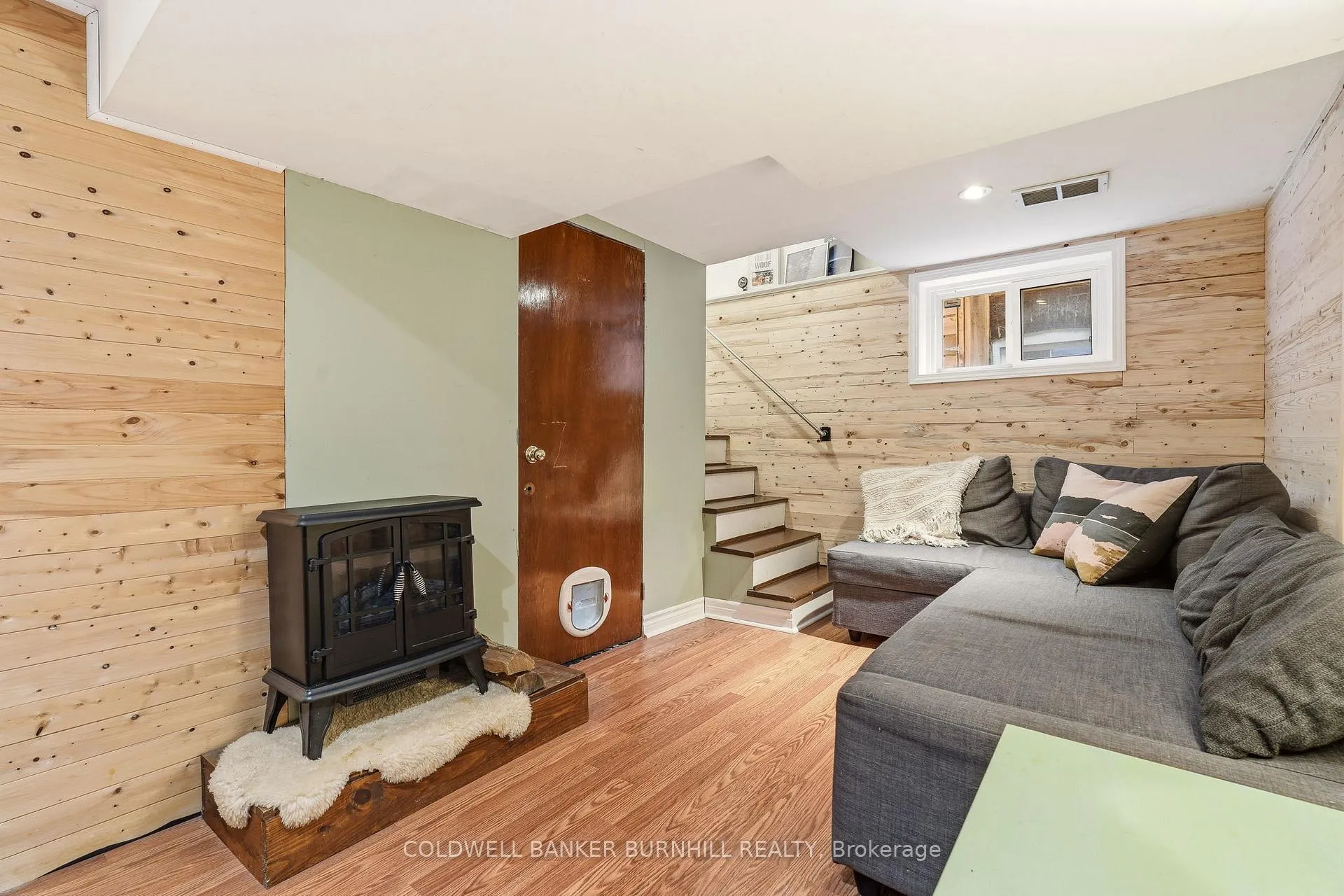 Photo 35 of 80 Weir Street N, Hamilton, Homeside — HOMEH
