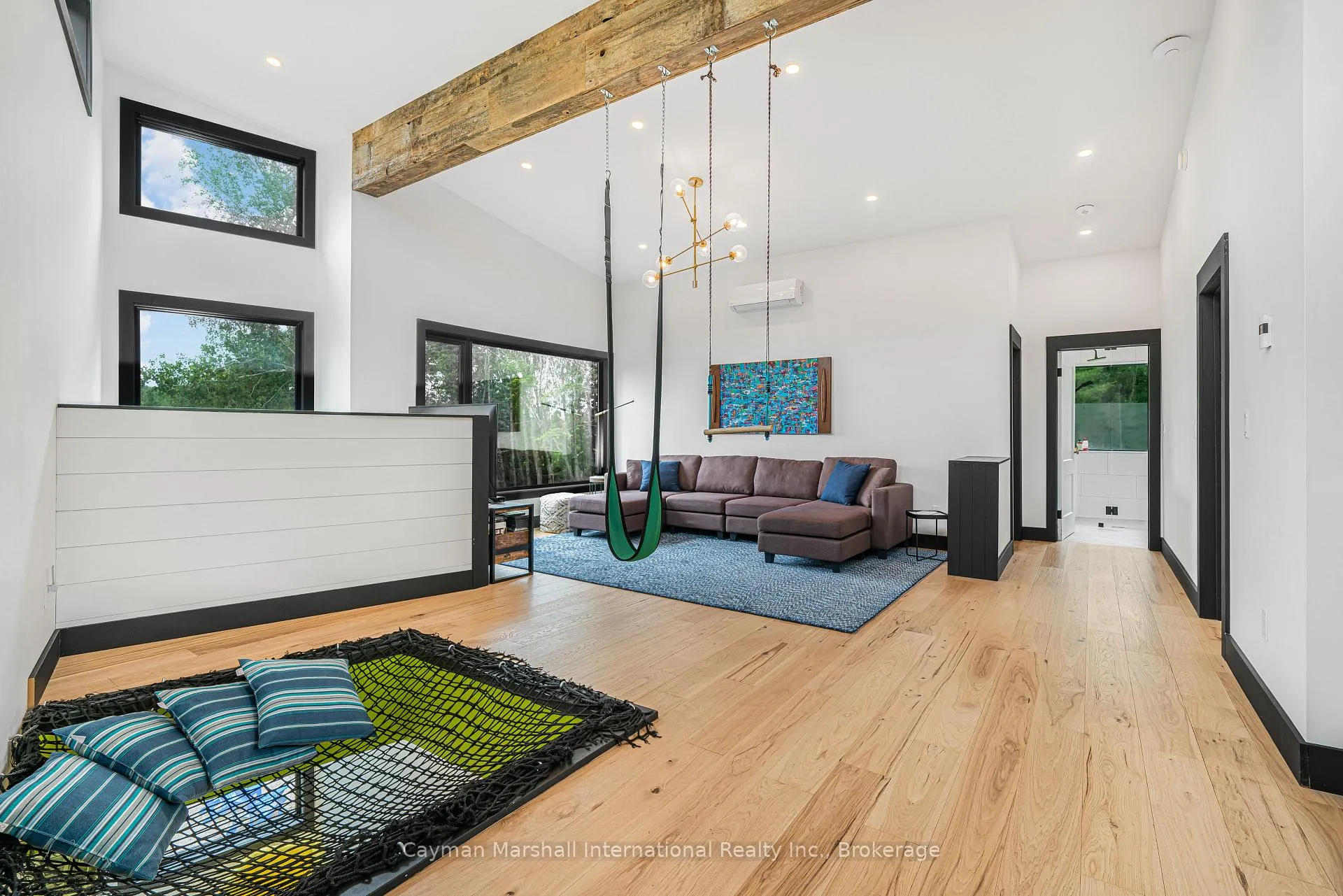 Photo 17 of 1016 Zoe Lane, Bracebridge, Macaulay — HOMEH