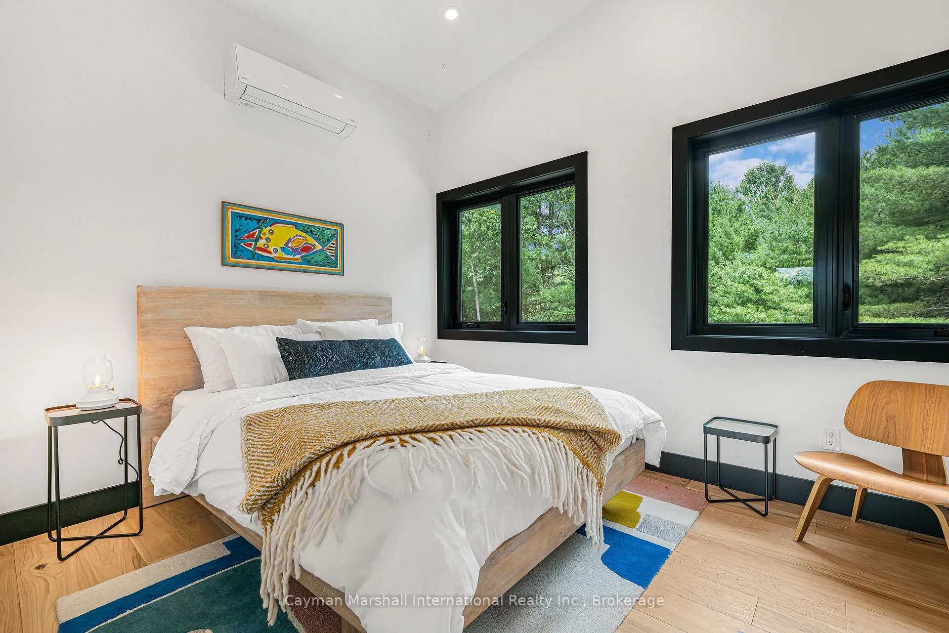 Photo 18 of 1016 Zoe Lane, Bracebridge, Macaulay — HOMEH
