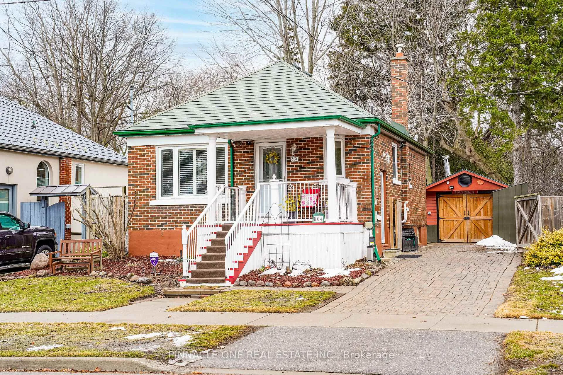 Photo 6 of 804 Byron Street S, Whitby, Downtown Whitby — HOMEH