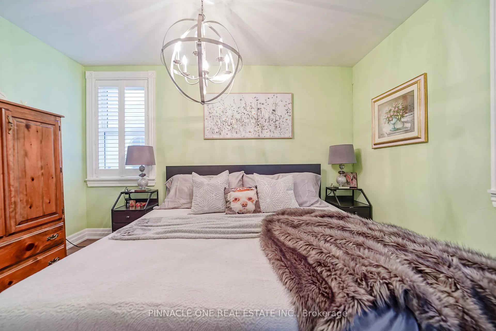 Photo 21 of 804 Byron Street S, Whitby, Downtown Whitby — HOMEH