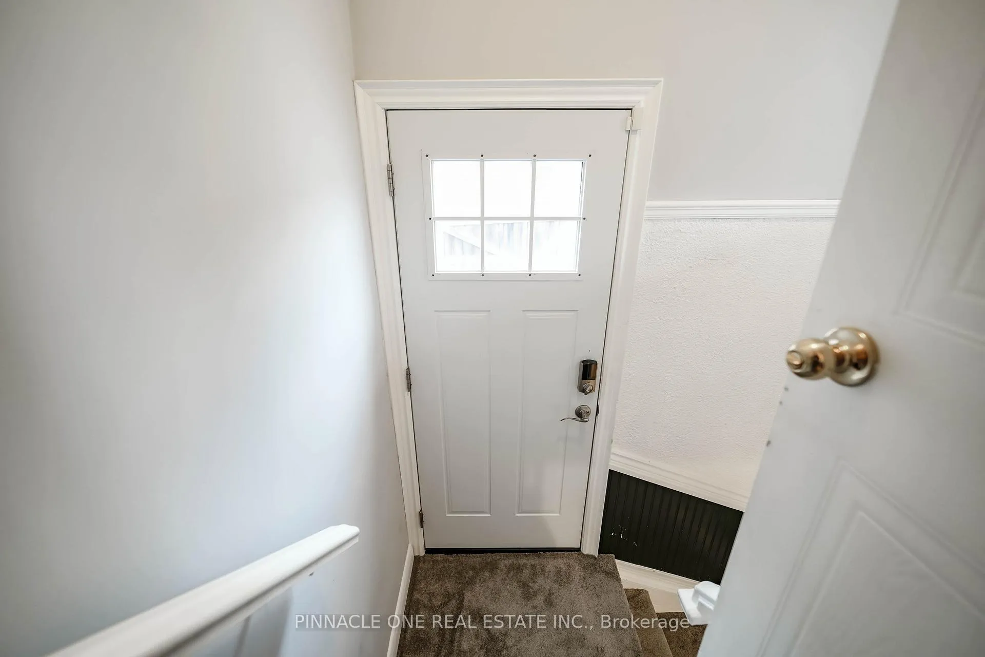 Photo 27 of 804 Byron Street S, Whitby, Downtown Whitby — HOMEH
