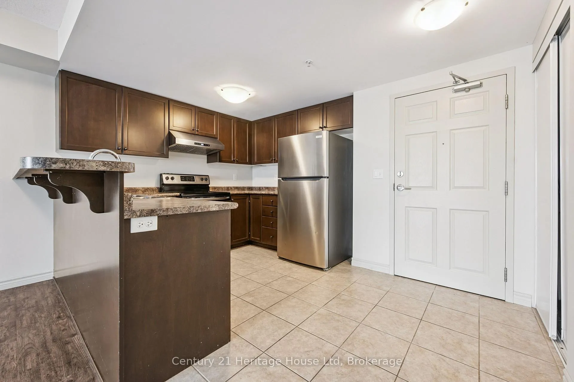 Photo 8 of Unit 206, 60 Lynnmore Street, Guelph, Pineridge/Westminster Woods — HOMEH