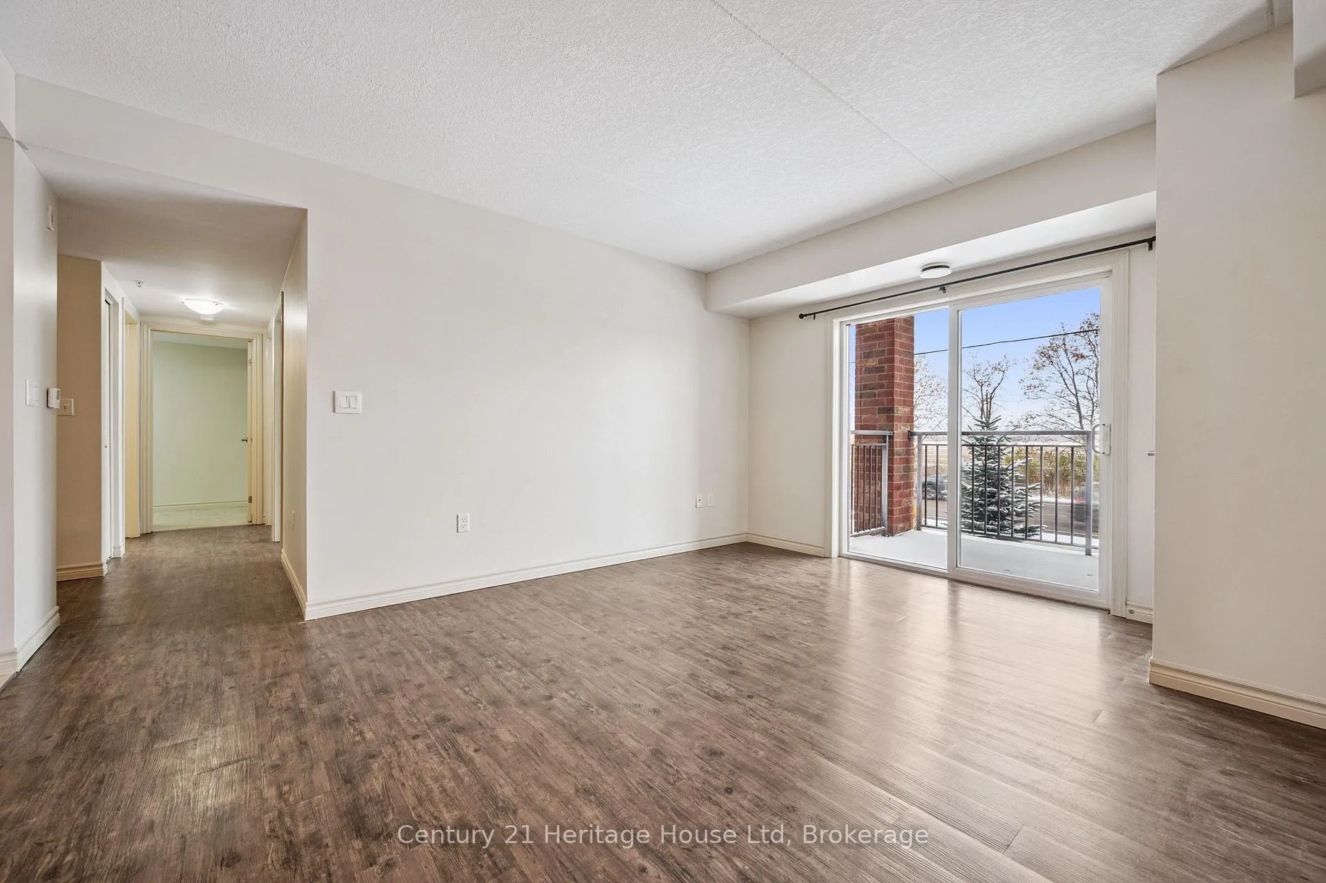 Photo 12 of Unit 206, 60 Lynnmore Street, Guelph, Pineridge/Westminster Woods — HOMEH