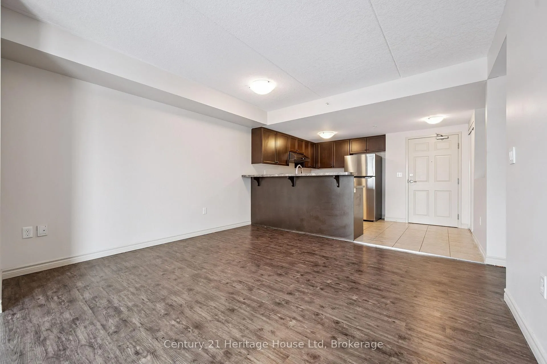 Photo 13 of Unit 206, 60 Lynnmore Street, Guelph, Pineridge/Westminster Woods — HOMEH