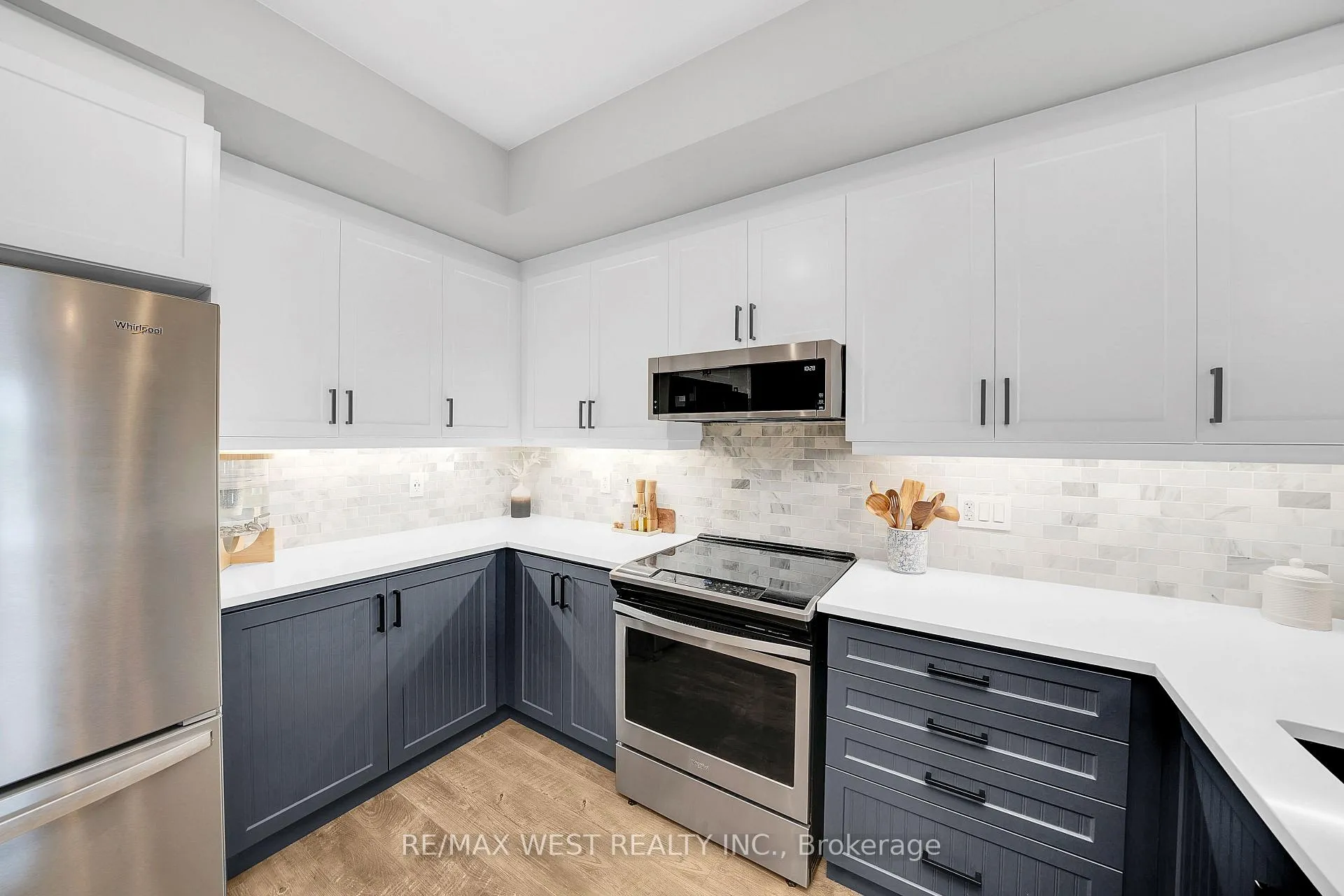 Photo 11 of 173 Walker Boulevard, New Tecumseth, Alliston — HOMEH