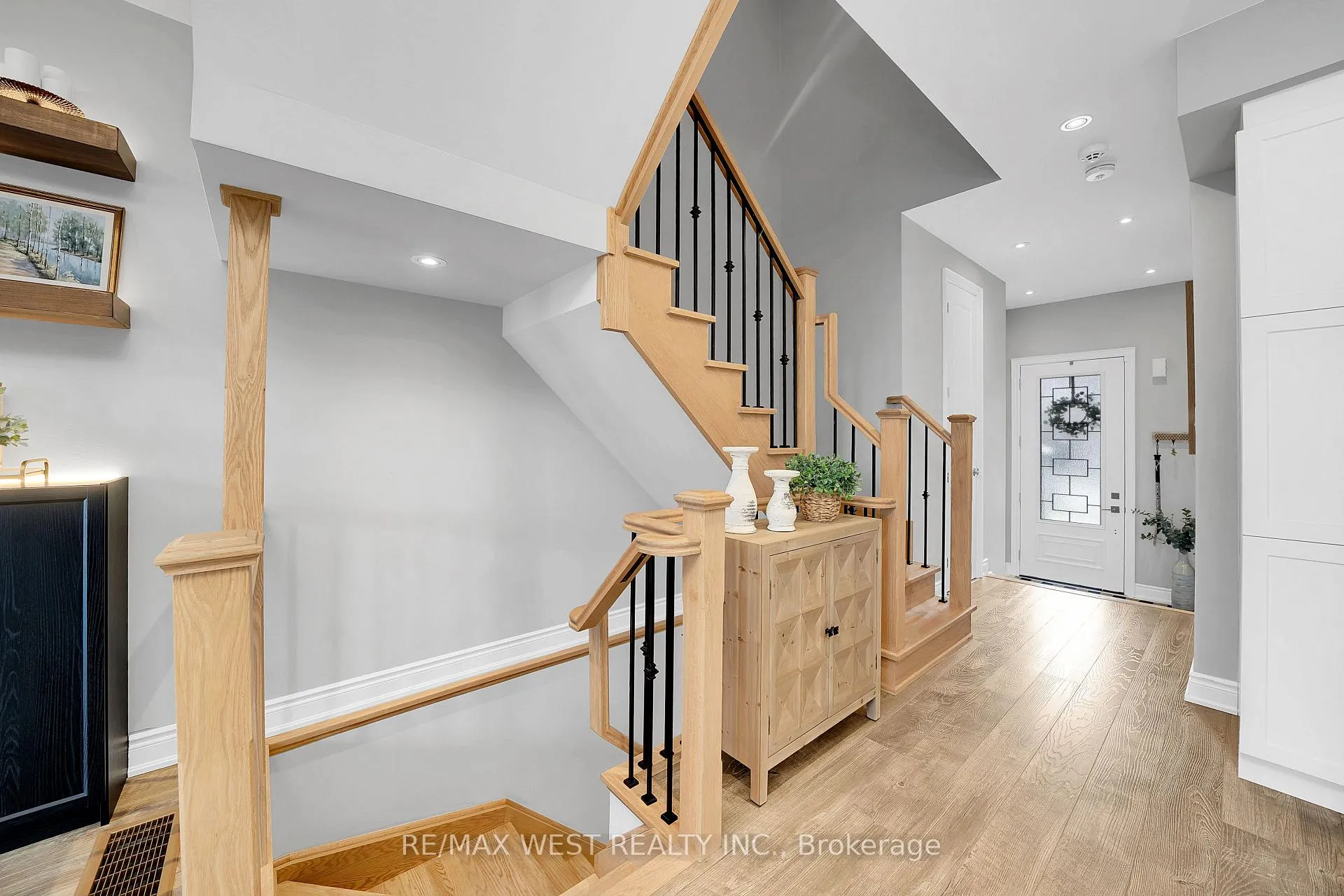 Photo 21 of 173 Walker Boulevard, New Tecumseth, Alliston — HOMEH