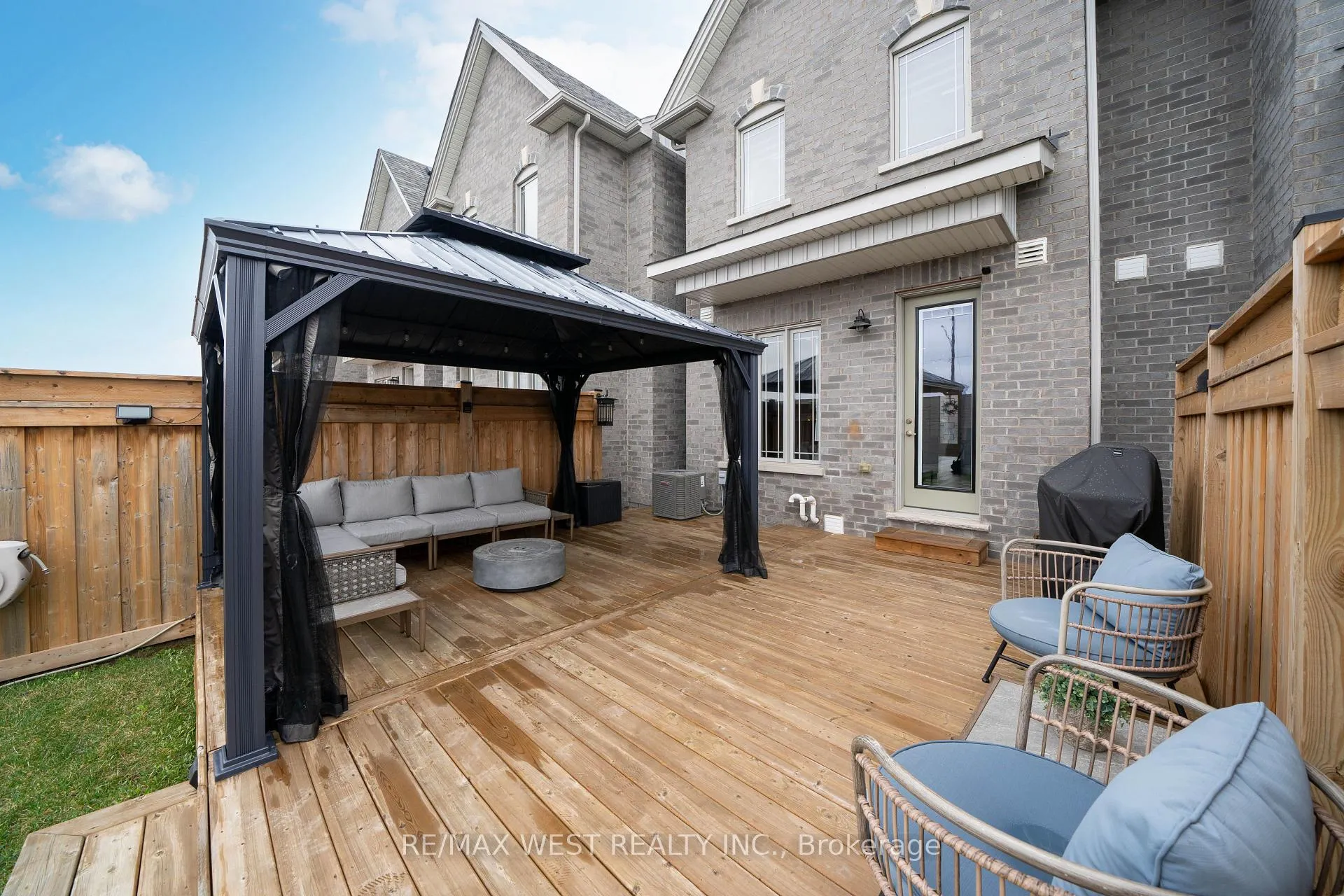 Photo 44 of 173 Walker Boulevard, New Tecumseth, Alliston — HOMEH