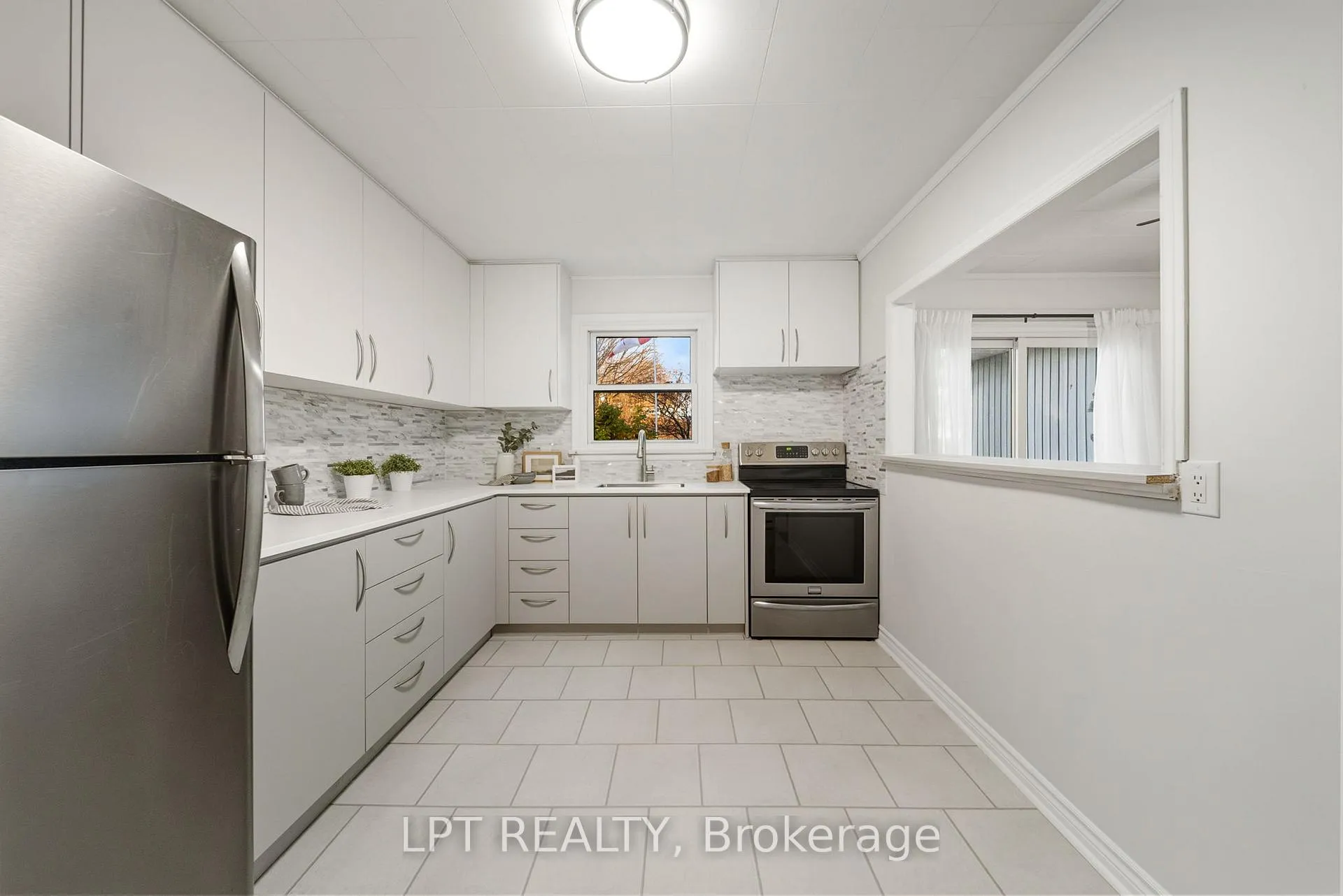 Photo 5 of 1307B Thorah Concession Rd 9, Brock, Beaverton — HOMEH