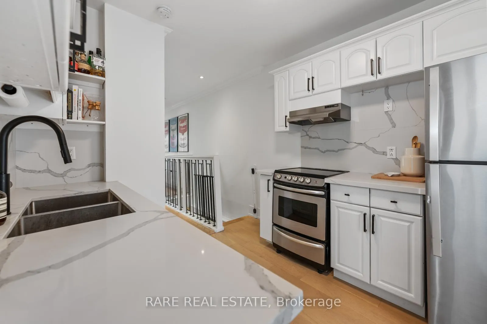 Photo 12 of 283 Chisholm Avenue, Toronto, Woodbine-Lumsden — HOMEH