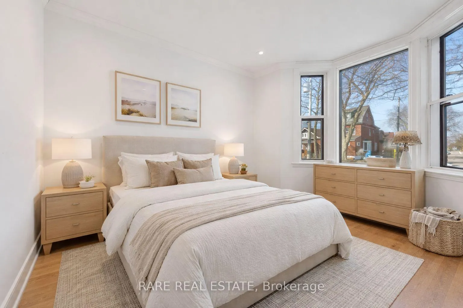 Photo 17 of 283 Chisholm Avenue, Toronto, Woodbine-Lumsden — HOMEH