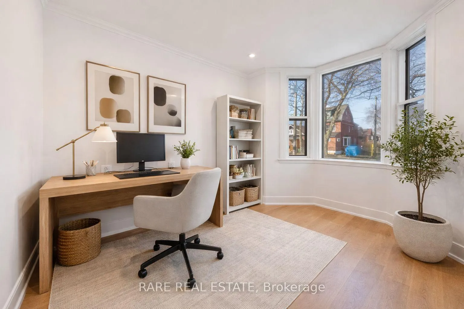 Photo 18 of 283 Chisholm Avenue, Toronto, Woodbine-Lumsden — HOMEH