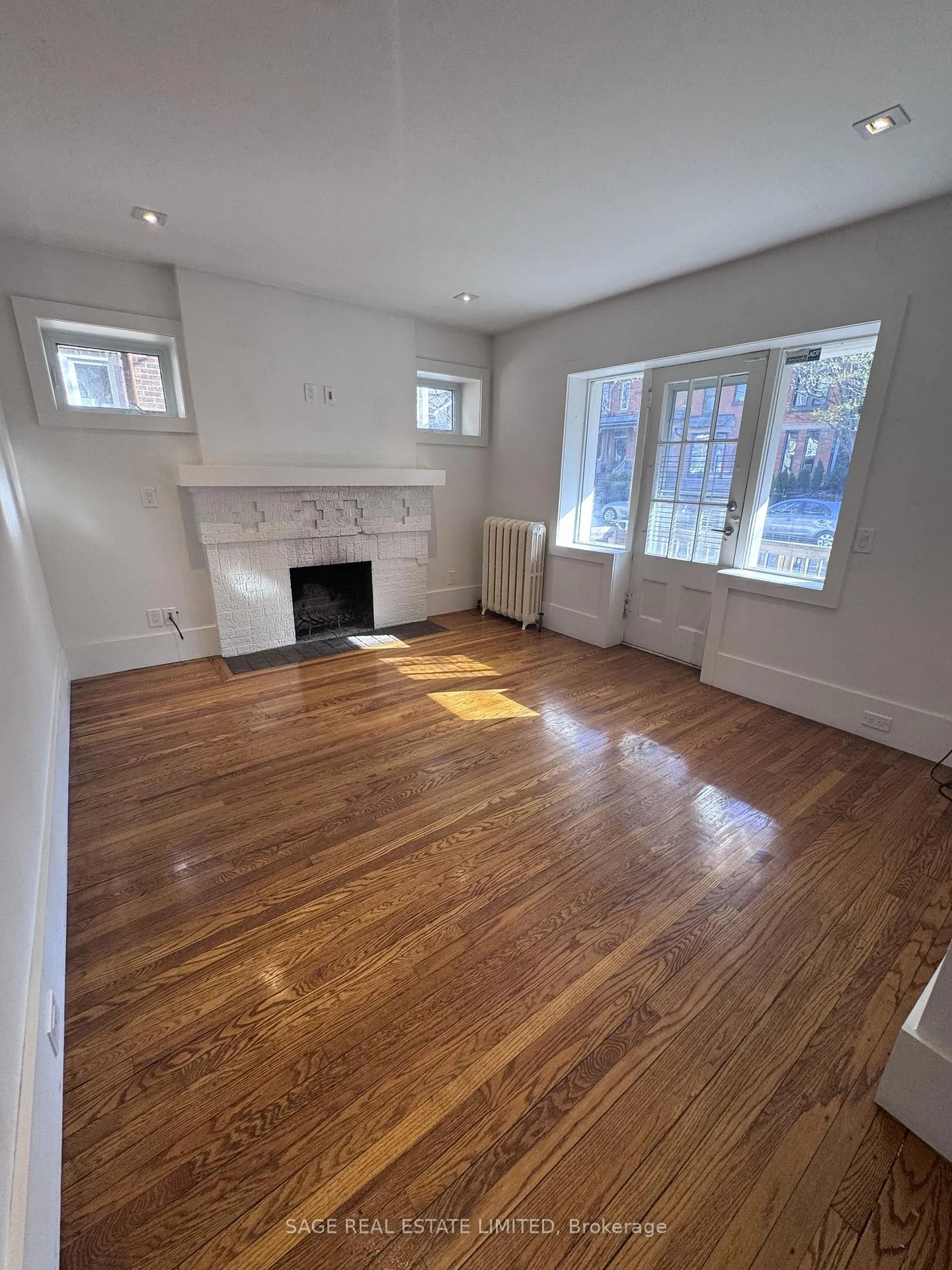Photo 4 of Unit 1, 302 Sumach Street, Toronto, Cabbagetown-South St. James Town — HOMEH