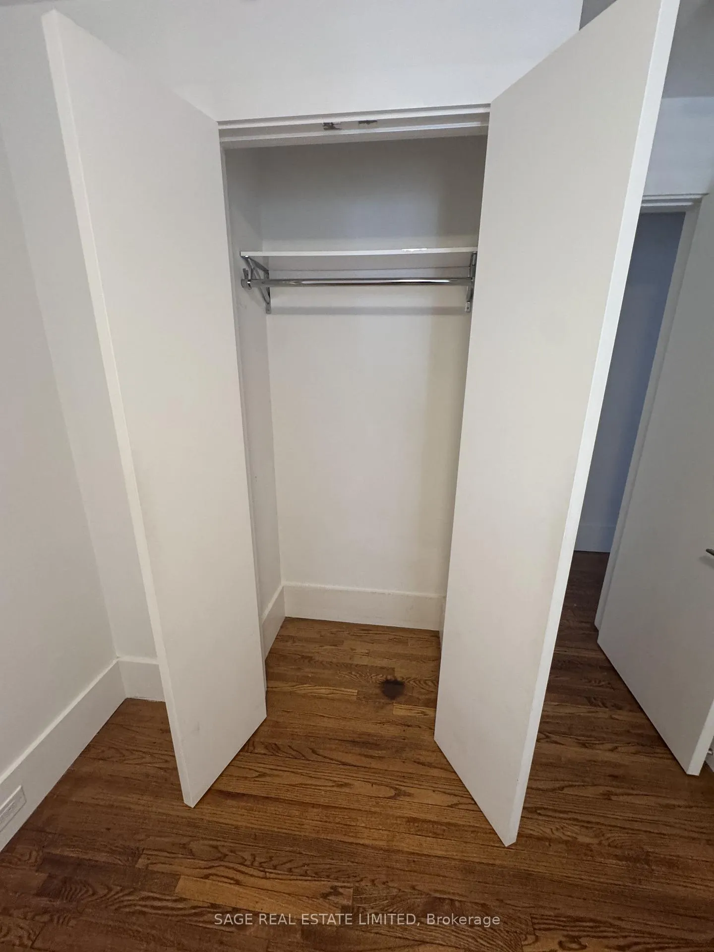 Photo 12 of Unit 1, 302 Sumach Street, Toronto, Cabbagetown-South St. James Town — HOMEH