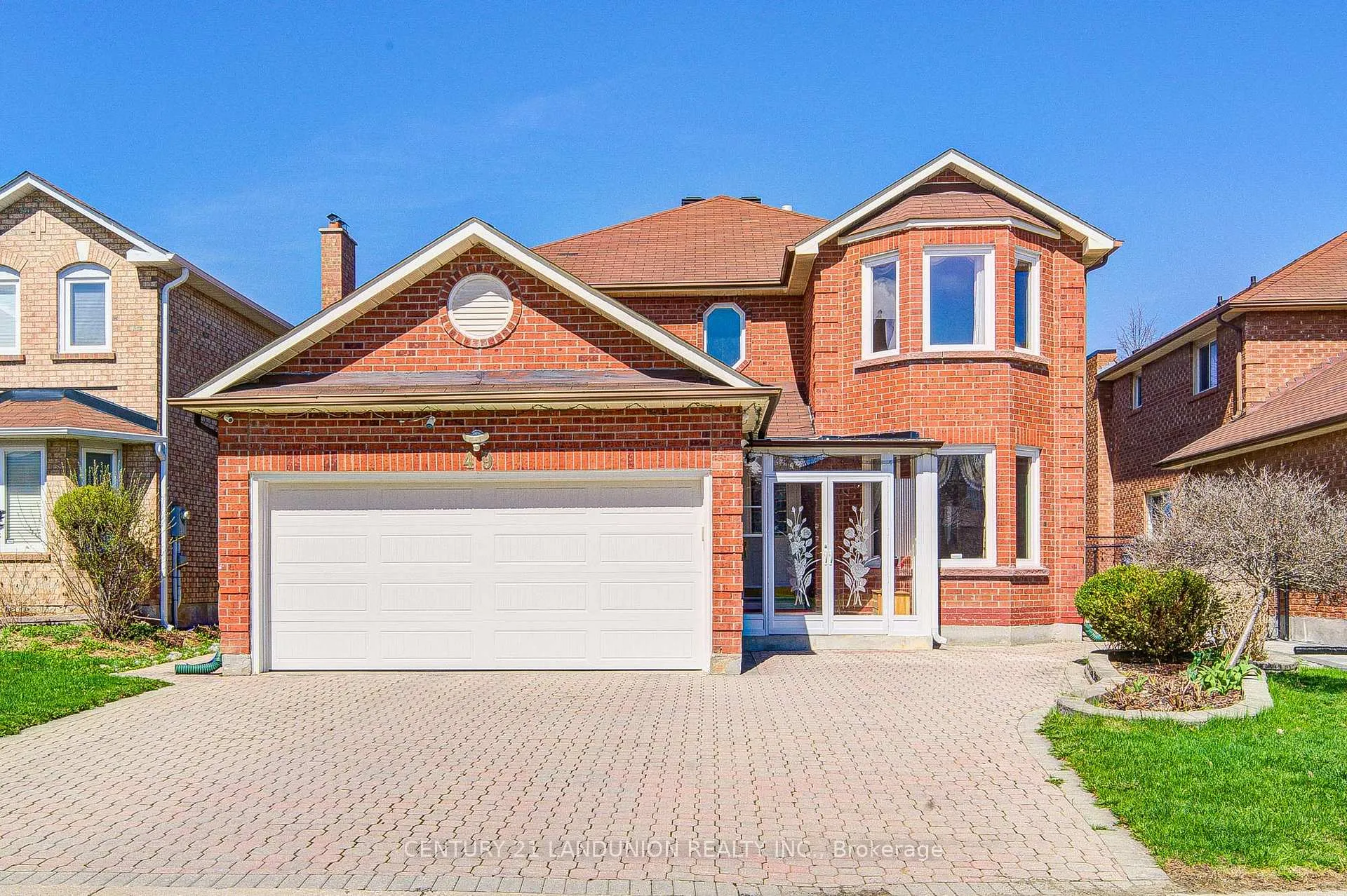 Photo 1 of 49 John Stiver Crescent, Markham, Buttonville — HOMEH