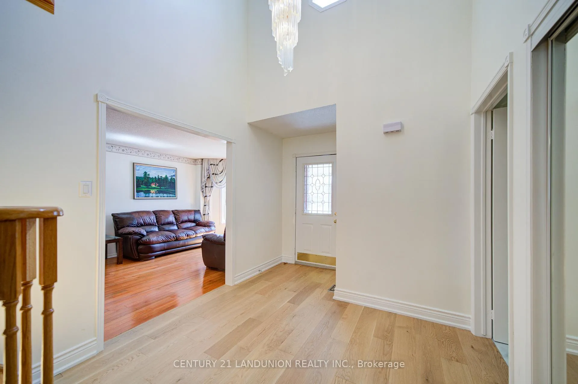 Photo 6 of 49 John Stiver Crescent, Markham, Buttonville — HOMEH
