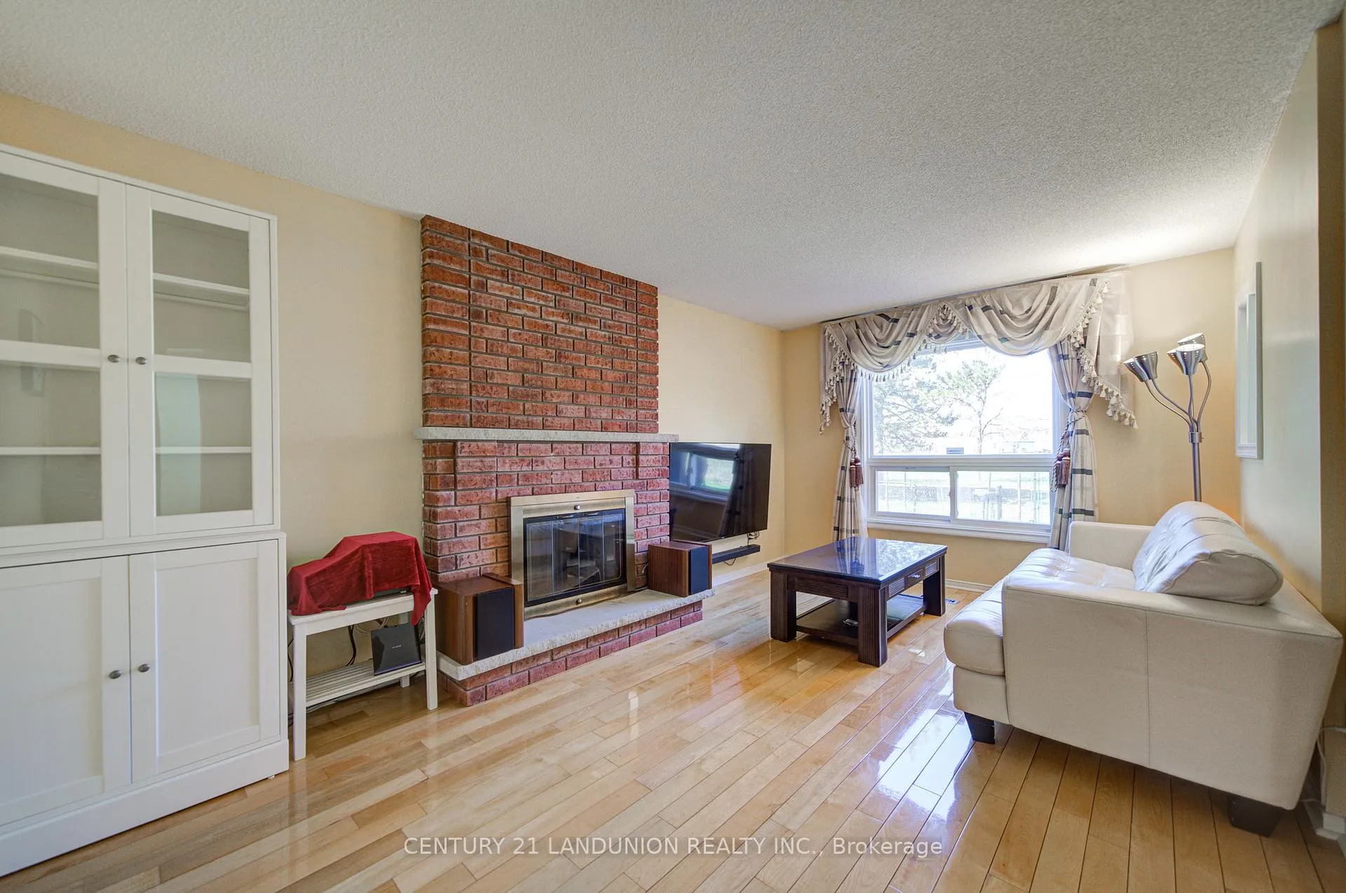 Photo 13 of 49 John Stiver Crescent, Markham, Buttonville — HOMEH