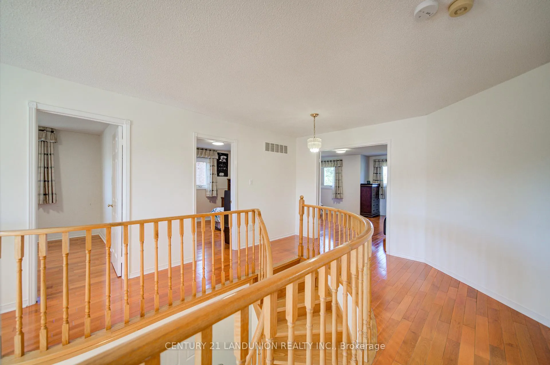 Photo 27 of 49 John Stiver Crescent, Markham, Buttonville — HOMEH