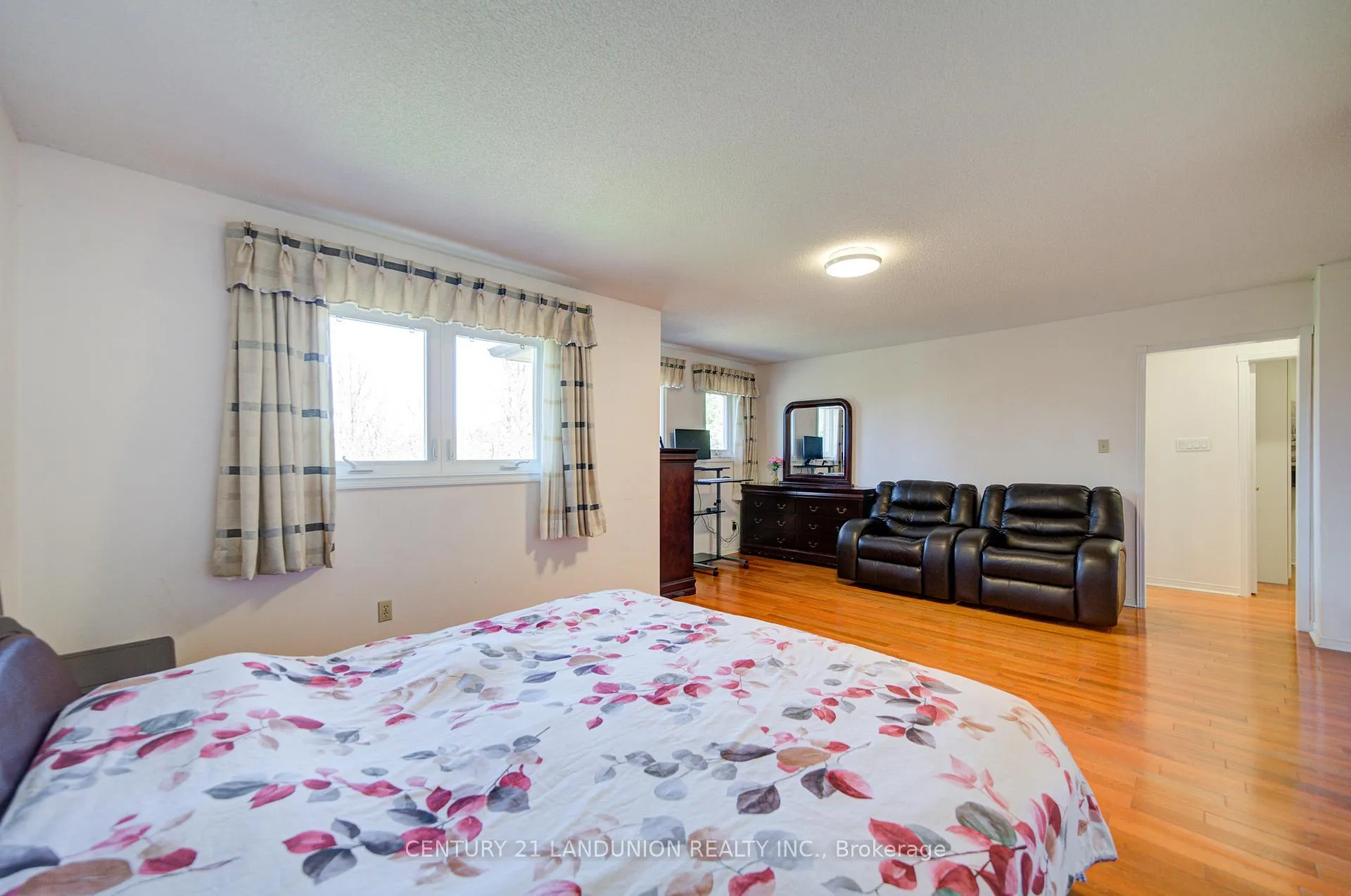 Photo 29 of 49 John Stiver Crescent, Markham, Buttonville — HOMEH