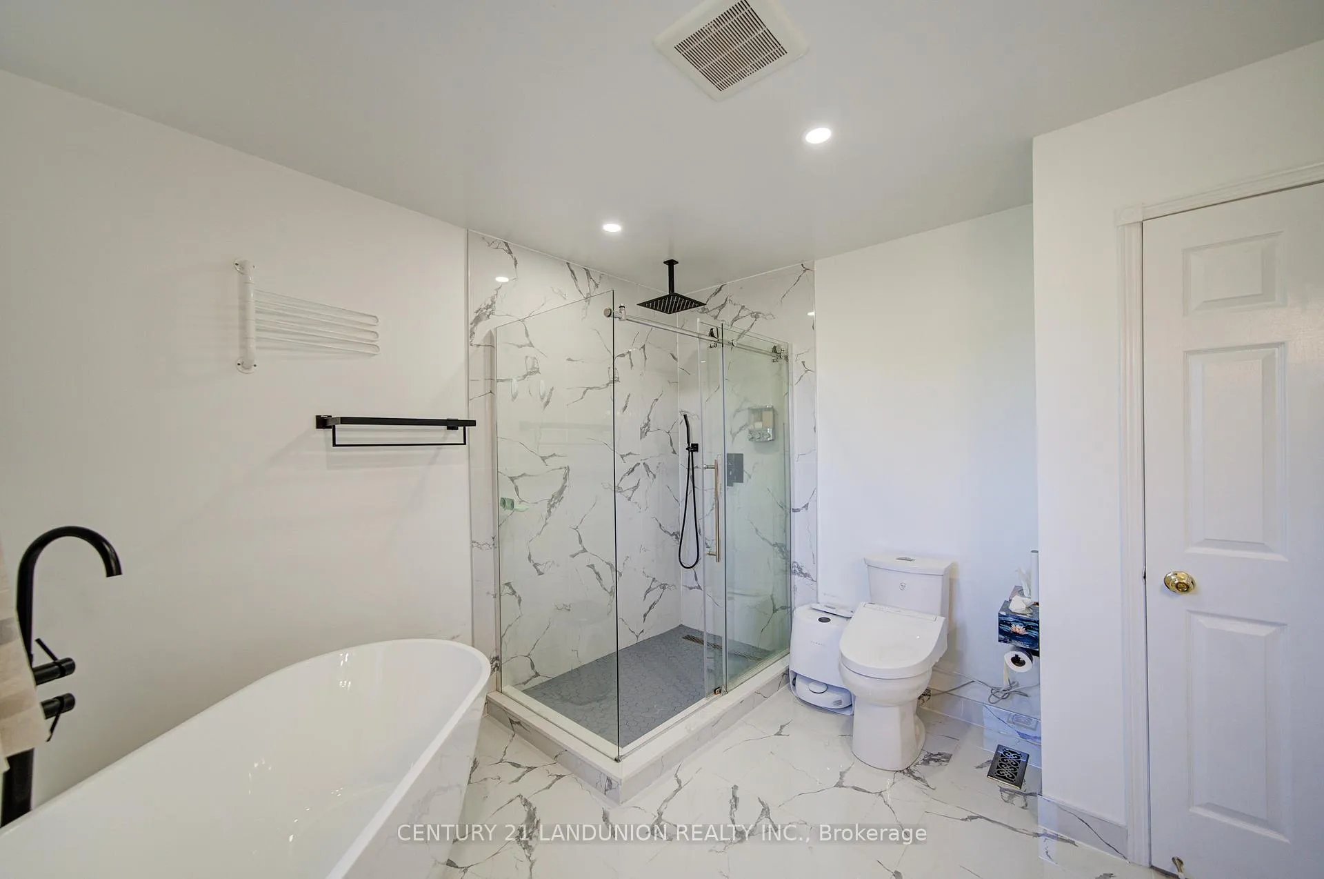 Photo 34 of 49 John Stiver Crescent, Markham, Buttonville — HOMEH