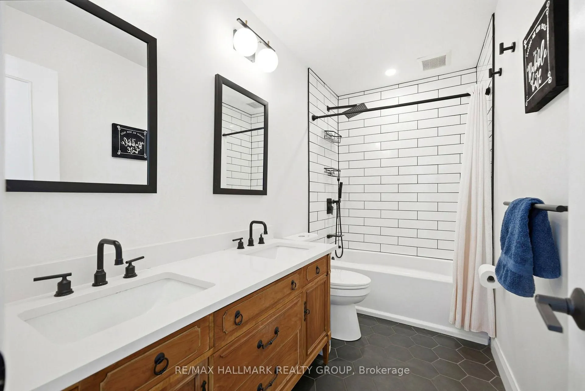 Photo 15 of 465 Joseph Street, Carleton Place — HOMEH