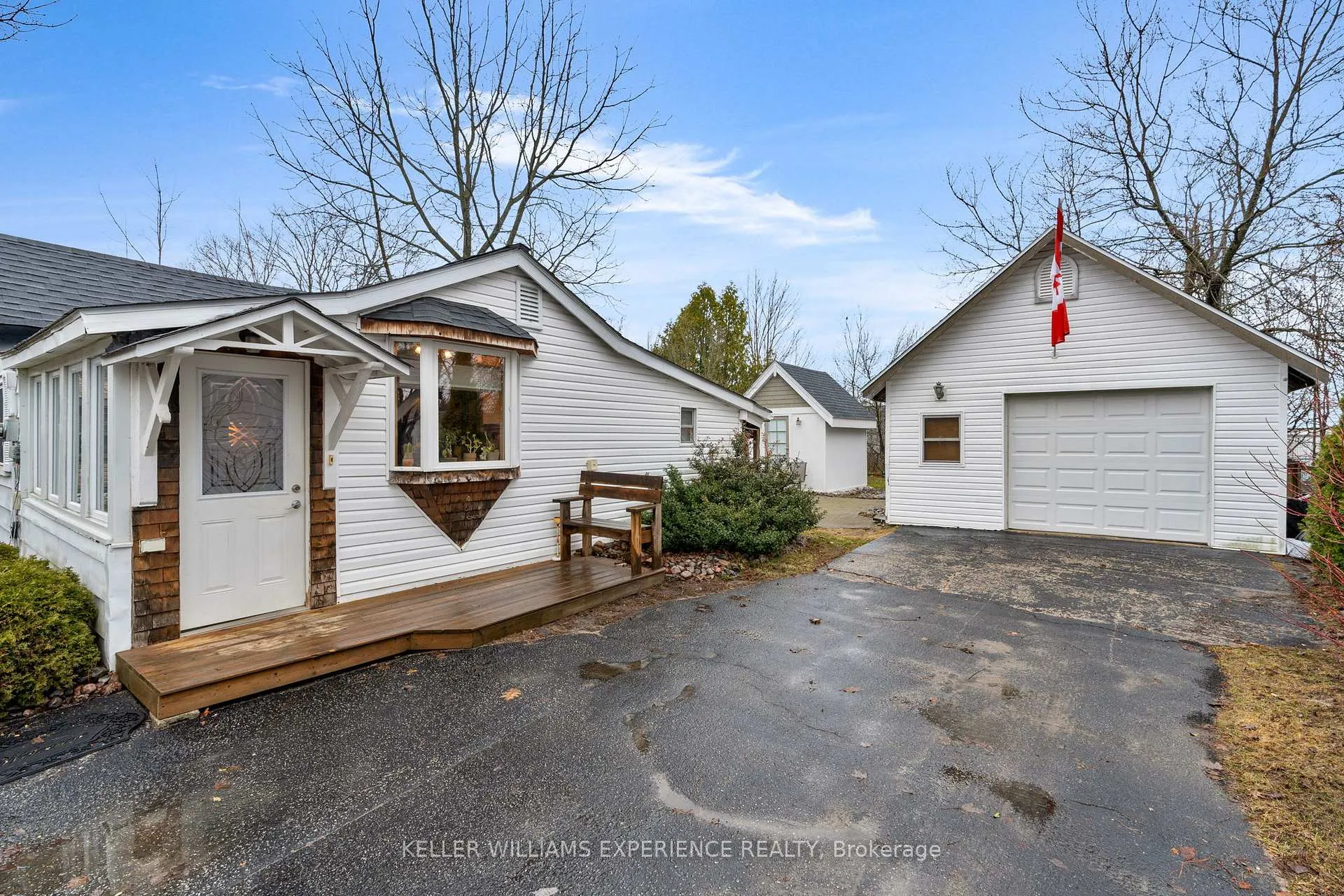 Photo 16 of 520 First Street N, Gravenhurst, Muskoka (S) — HOMEH