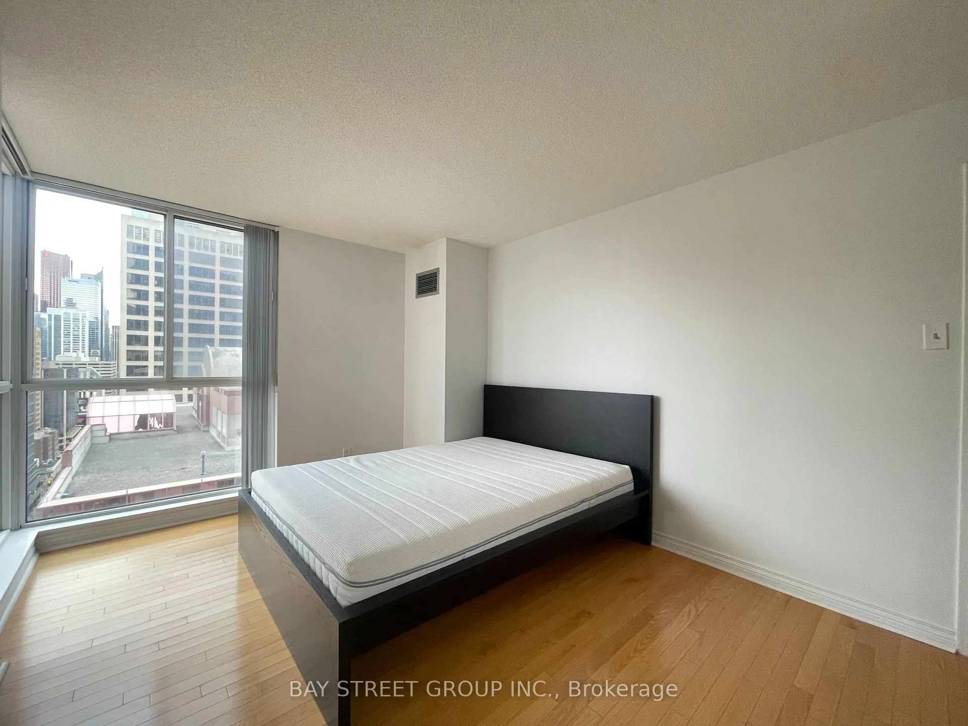 Photo 14 of Unit 1910, 736 Bay Street, Toronto, Bay Street Corridor — HOMEH