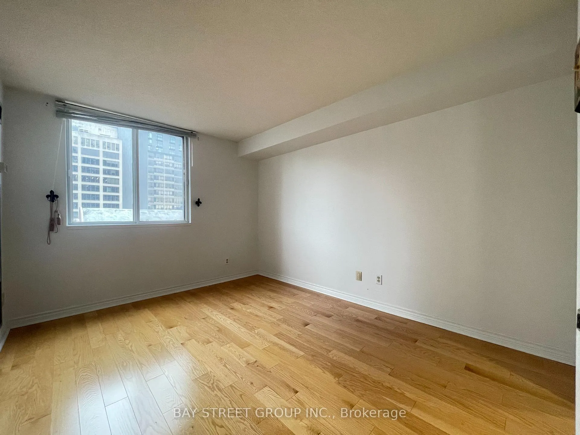 Photo 7 of Unit 1910, 736 Bay Street, Toronto, Bay Street Corridor — HOMEH