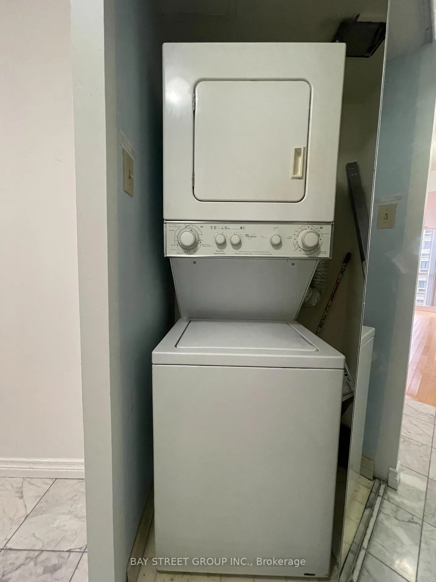 Photo 10 of Unit 1910, 736 Bay Street, Toronto, Bay Street Corridor — HOMEH