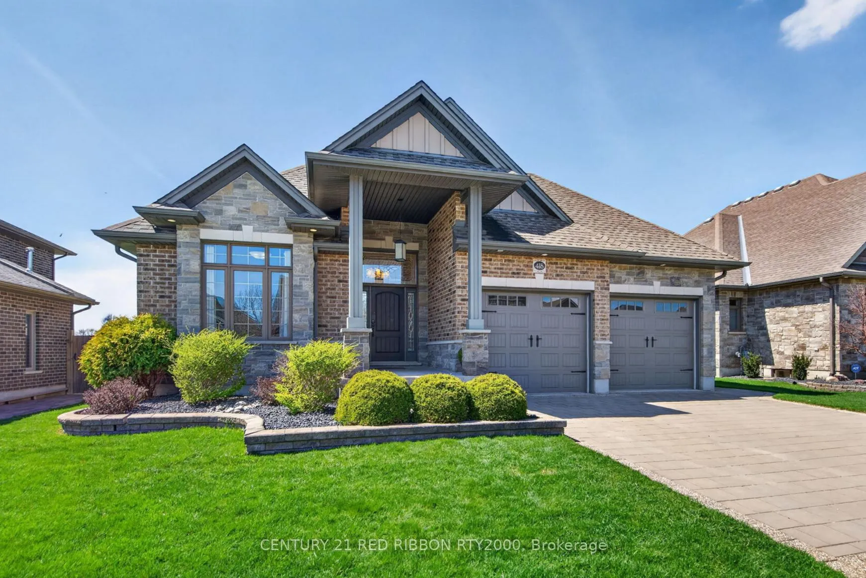 Photo 1 of 418 Macdonald Street, Strathroy-Caradoc, NE — HOMEH