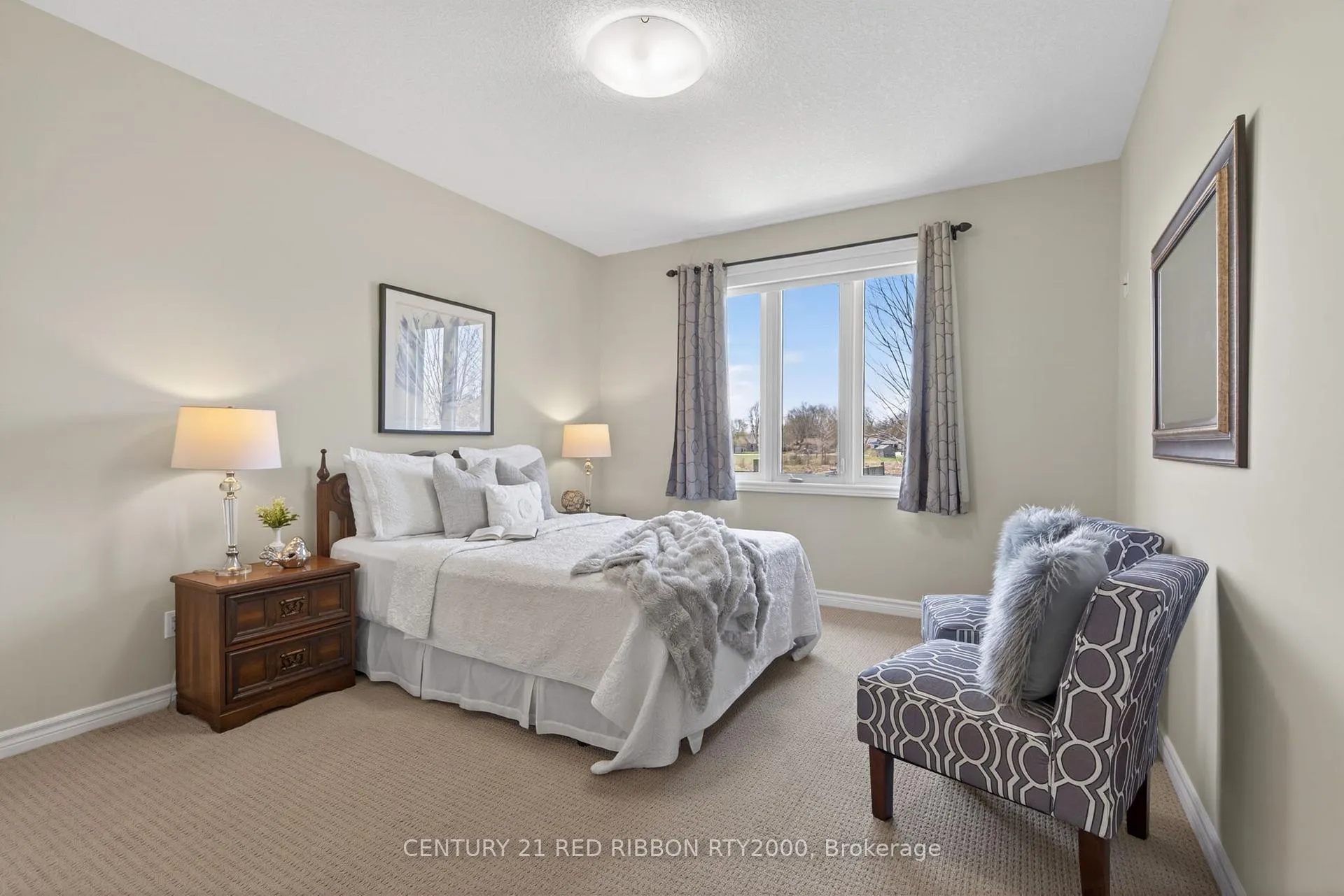 Photo 15 of 418 Macdonald Street, Strathroy-Caradoc, NE — HOMEH