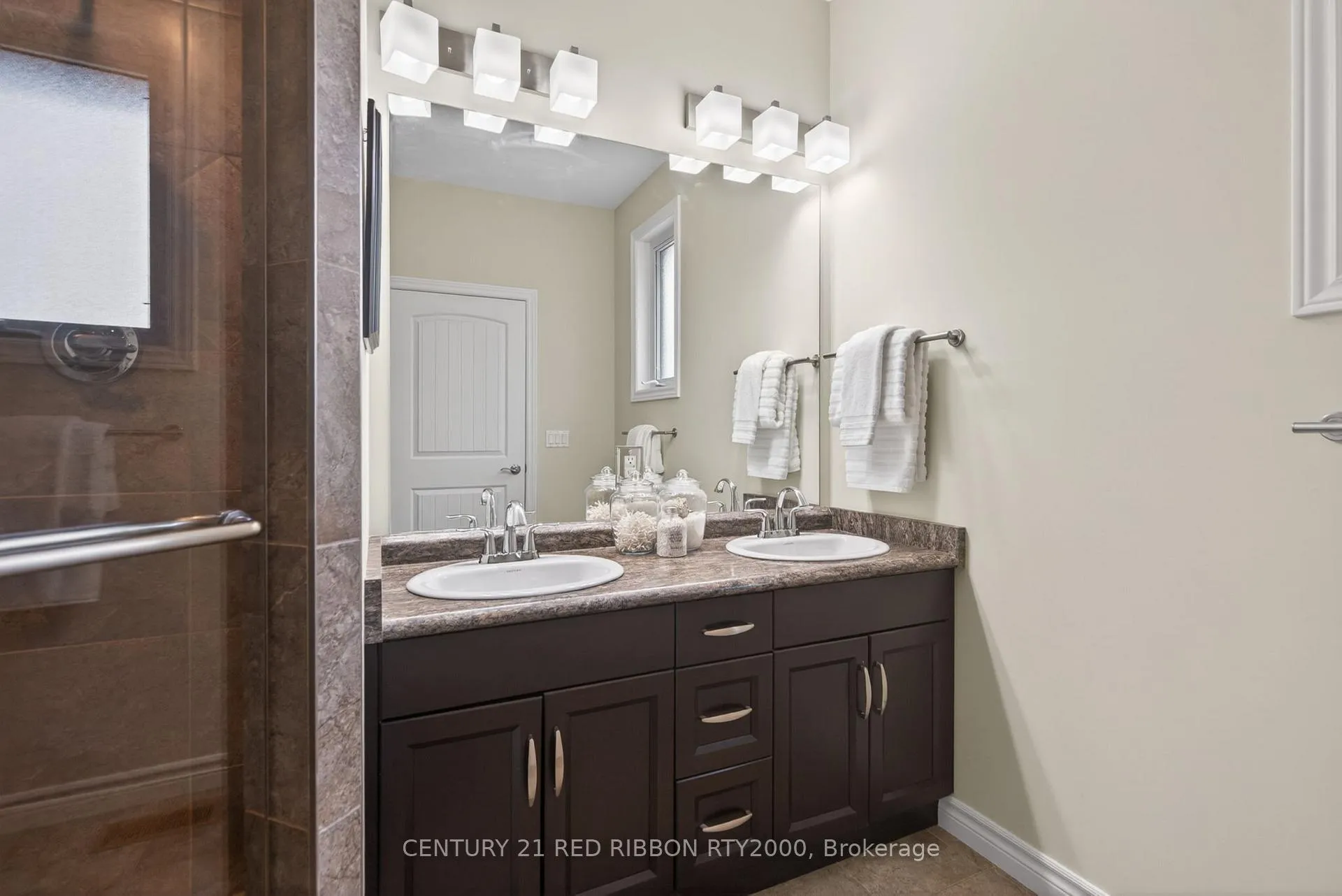 Photo 18 of 418 Macdonald Street, Strathroy-Caradoc, NE — HOMEH