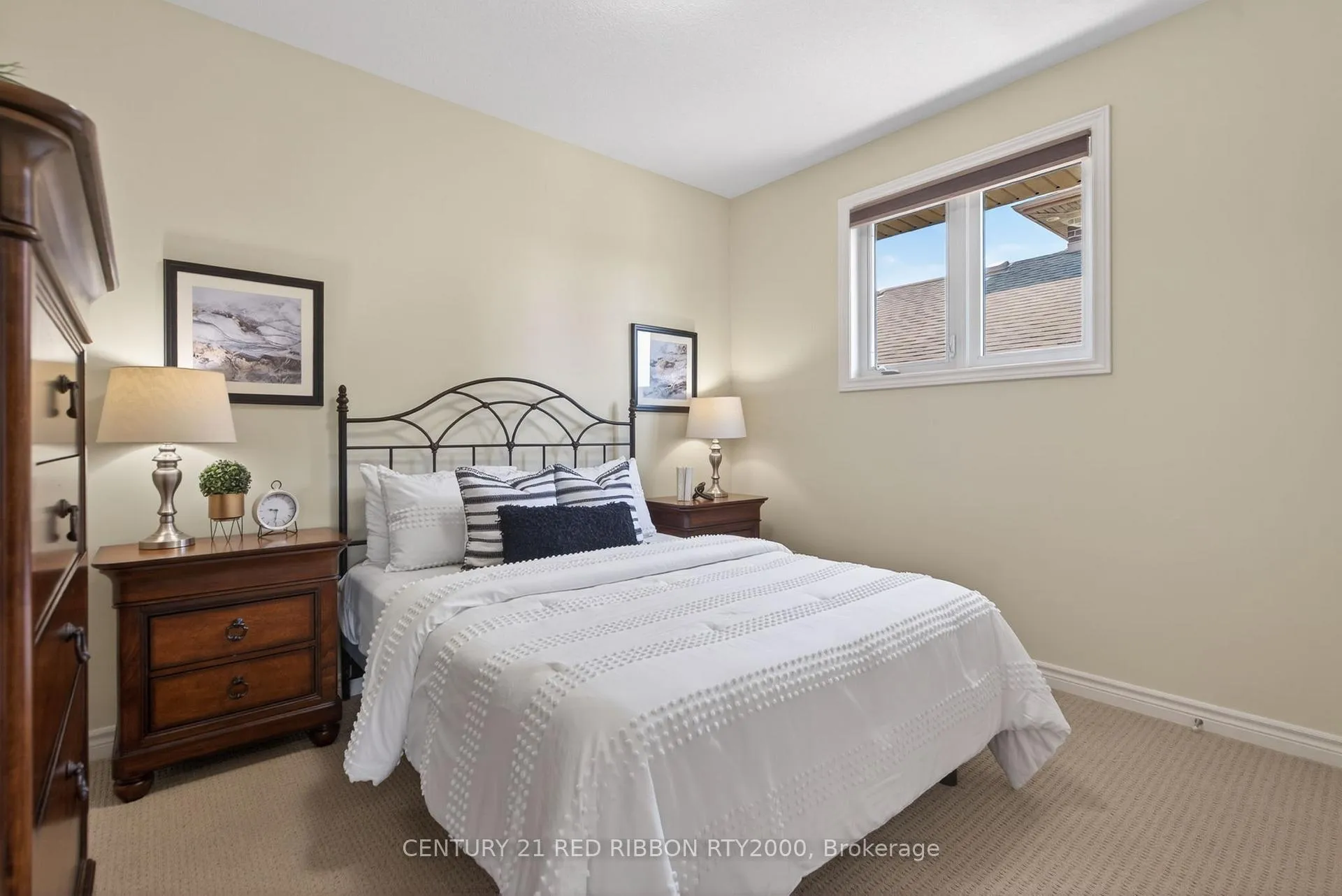 Photo 21 of 418 Macdonald Street, Strathroy-Caradoc, NE — HOMEH