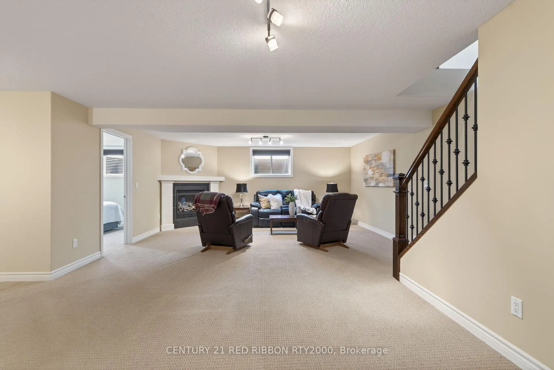 Photo 31 of 418 Macdonald Street, Strathroy-Caradoc, NE — HOMEH